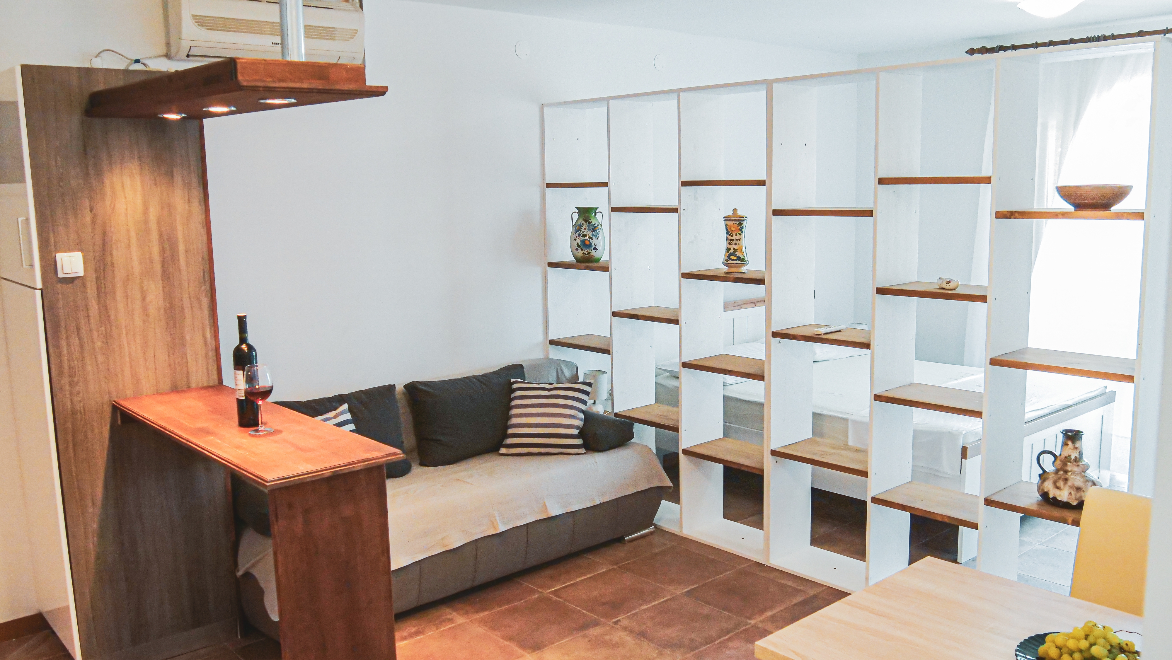 One bedroom apartment with balcony and sea view Sevid, Trogir  A-a