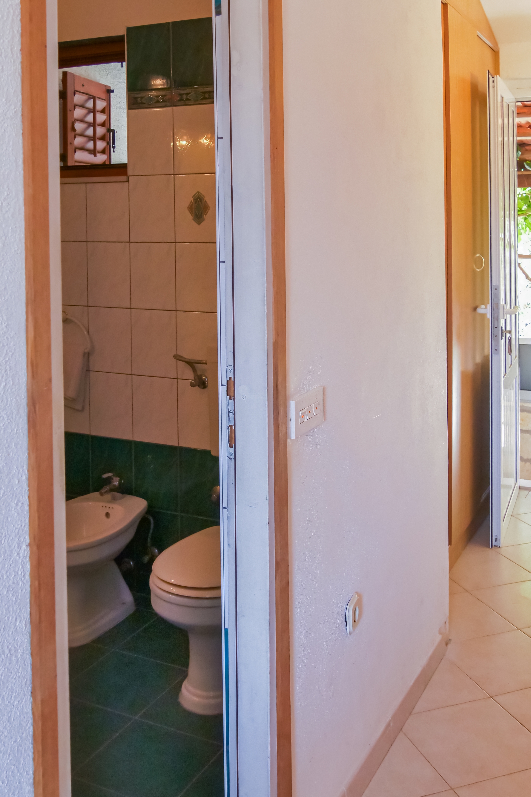 One bedroom apartment with terrace and sea view Sevid, Trogir  A-b