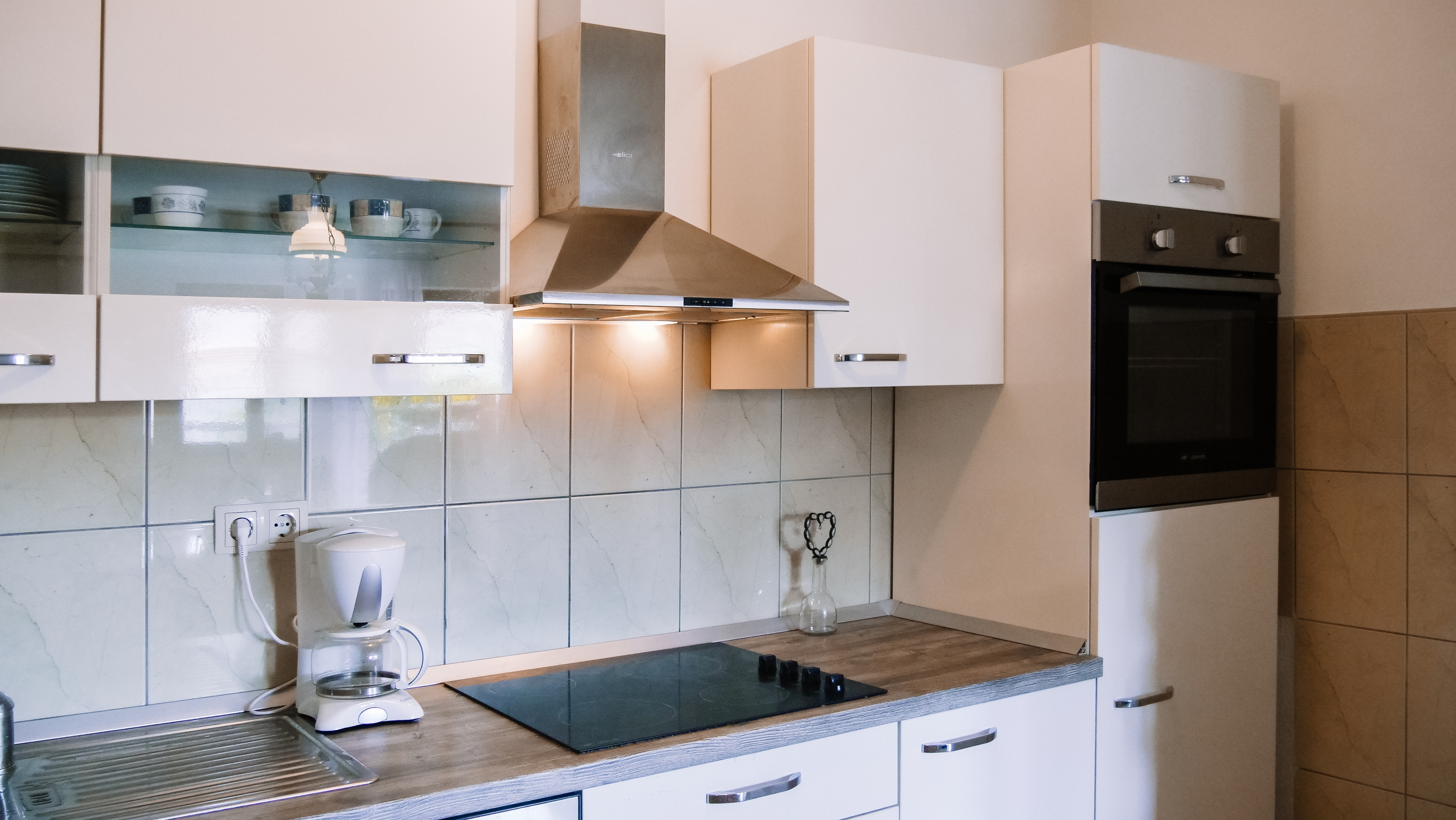 Two bedroom apartment with terrace and sea view Sevid, Trogir  A-c