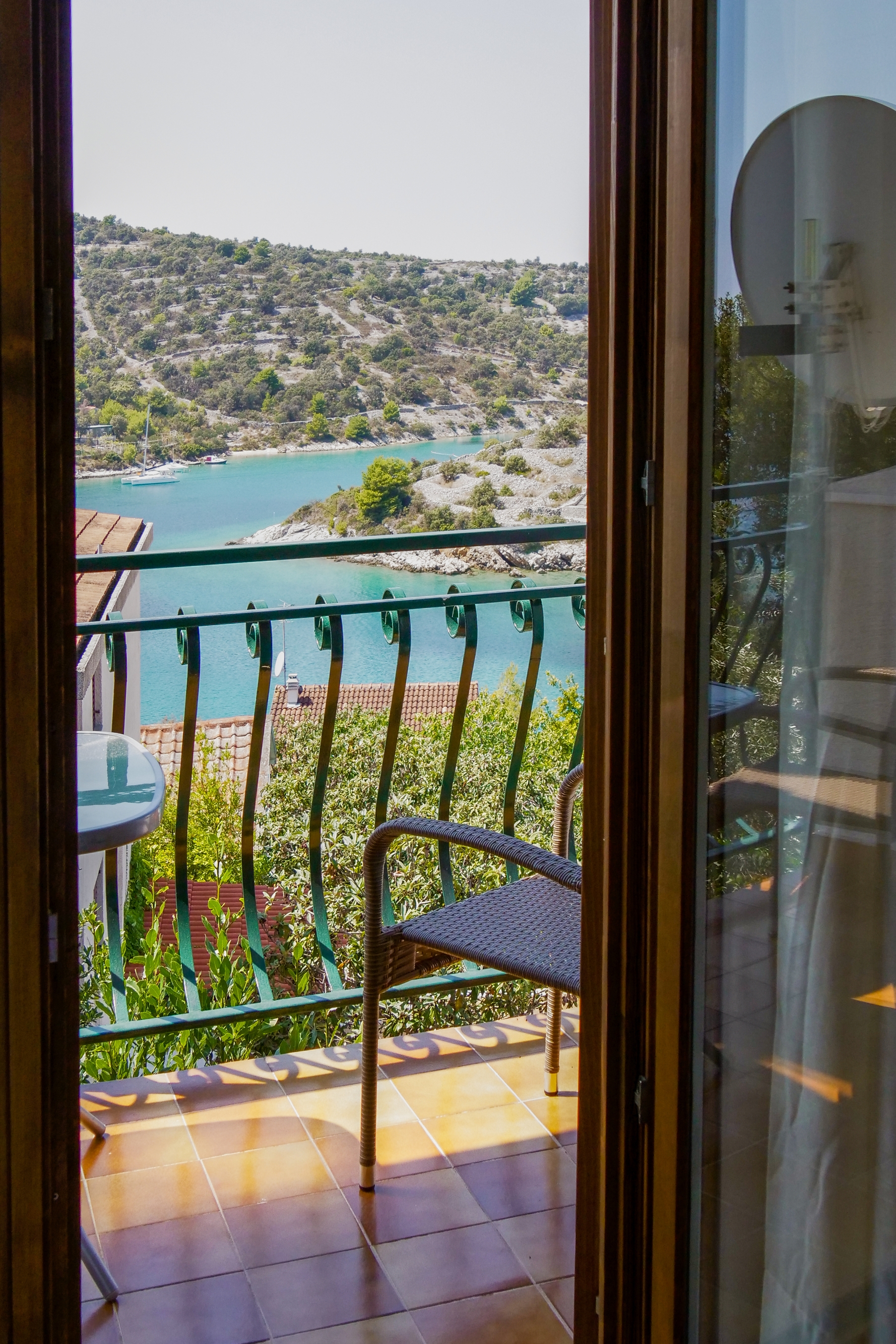 Studio flat with balcony and sea view Sevid, Trogir  AS-a