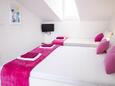 Ložnice 1 Rogoznica, Ložnice 1 v ubytování typu apartment, WiFi.