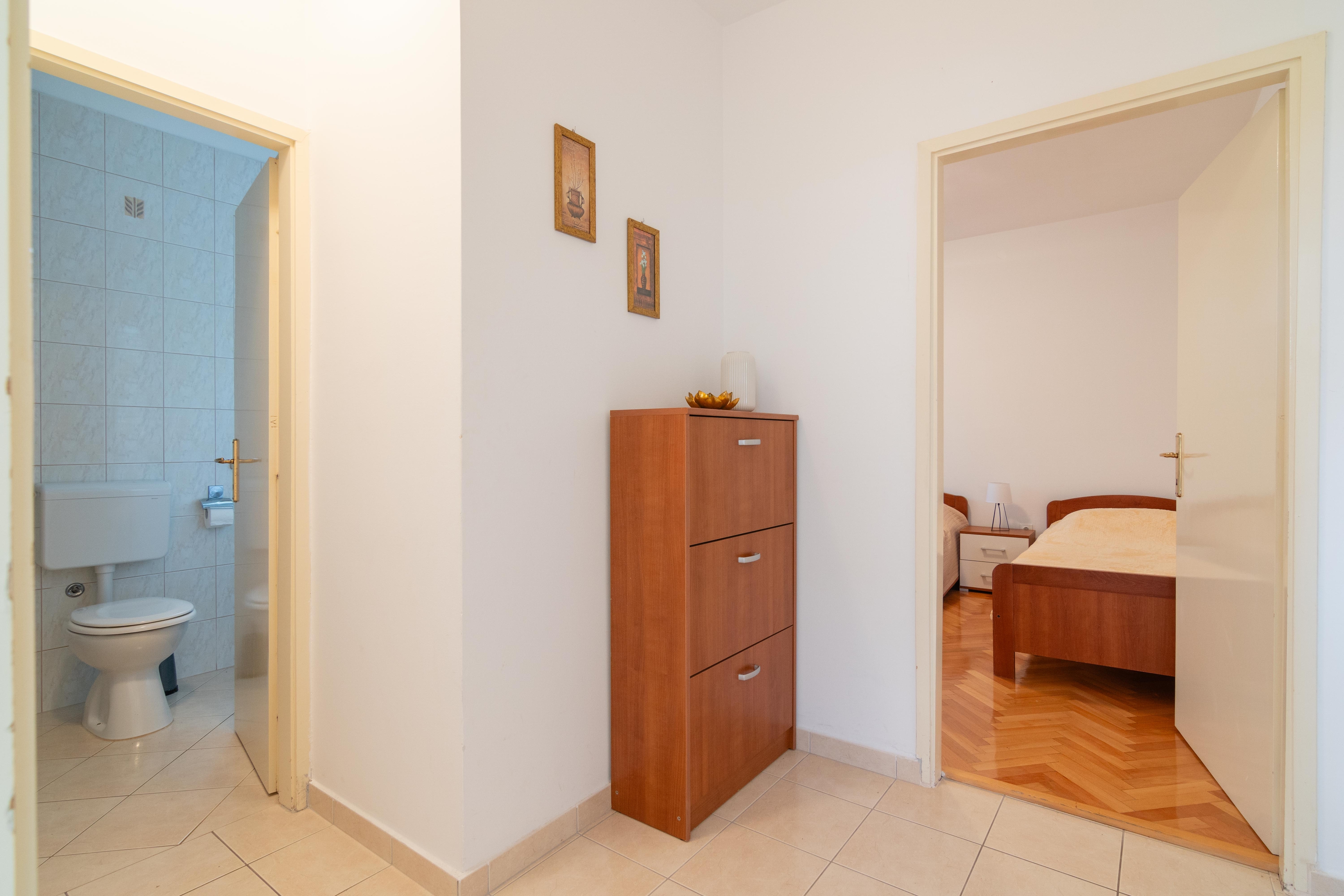 One bedroom apartment with balcony and sea view Mandre, Pag  A-c