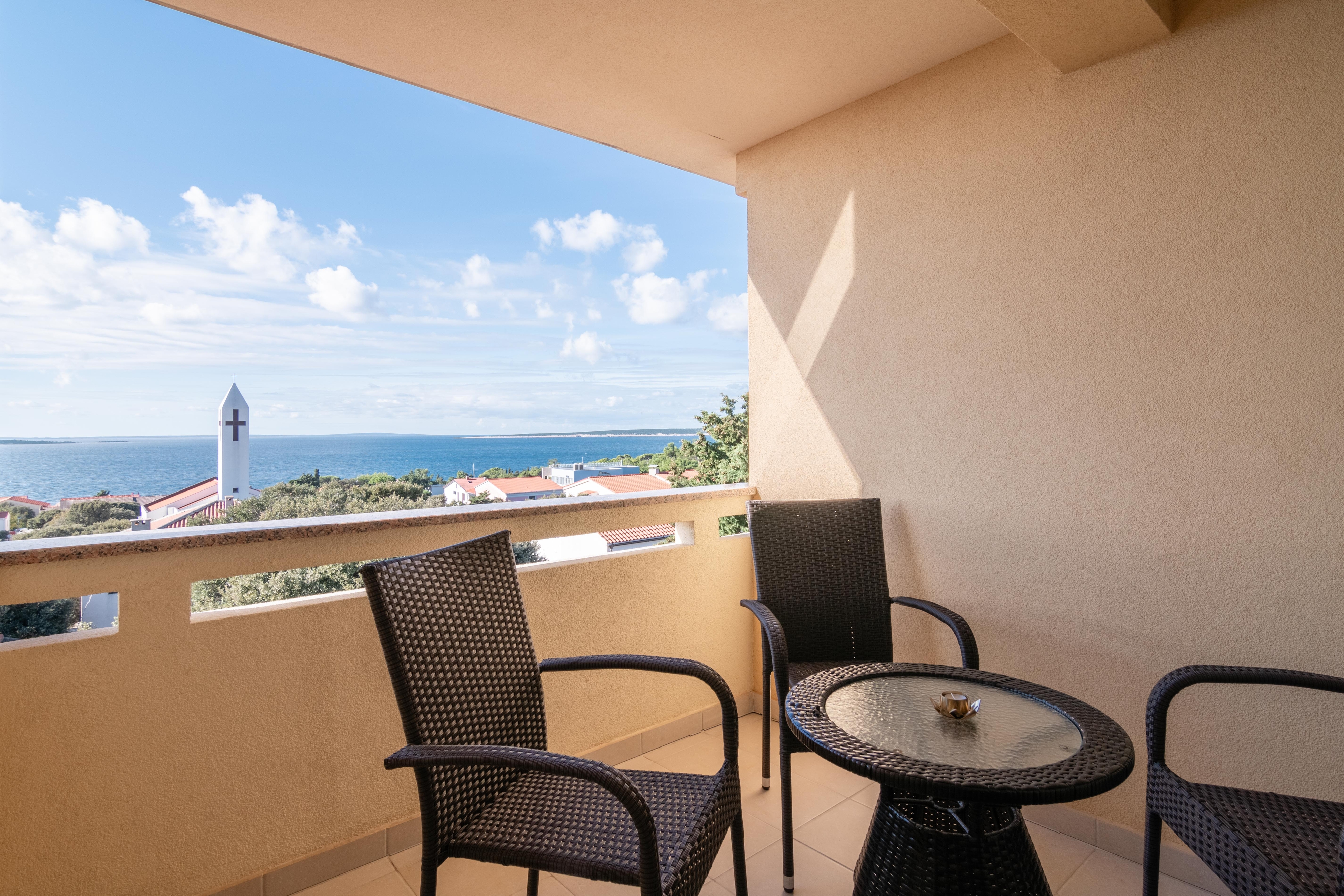 One bedroom apartment with terrace and sea view Mandre, Pag (A-18748-g) One bedroom apartment with terrace and sea view Mandre, Pag (A-18748-g)