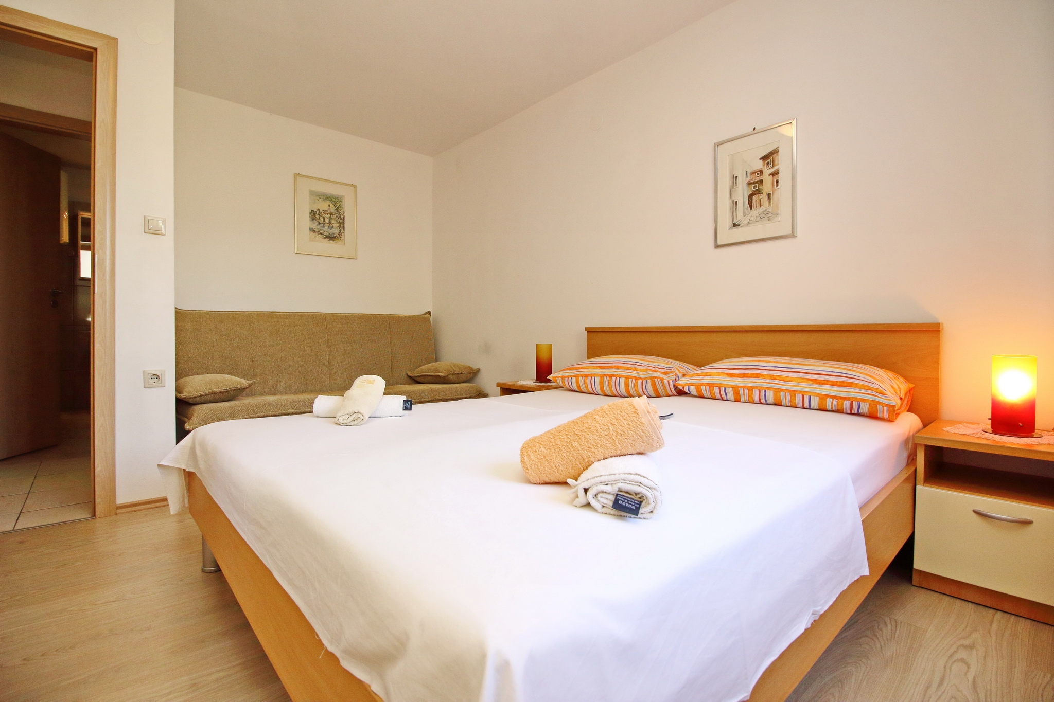 One bedroom apartment with terrace Šilo, Krk (A-18751-a)