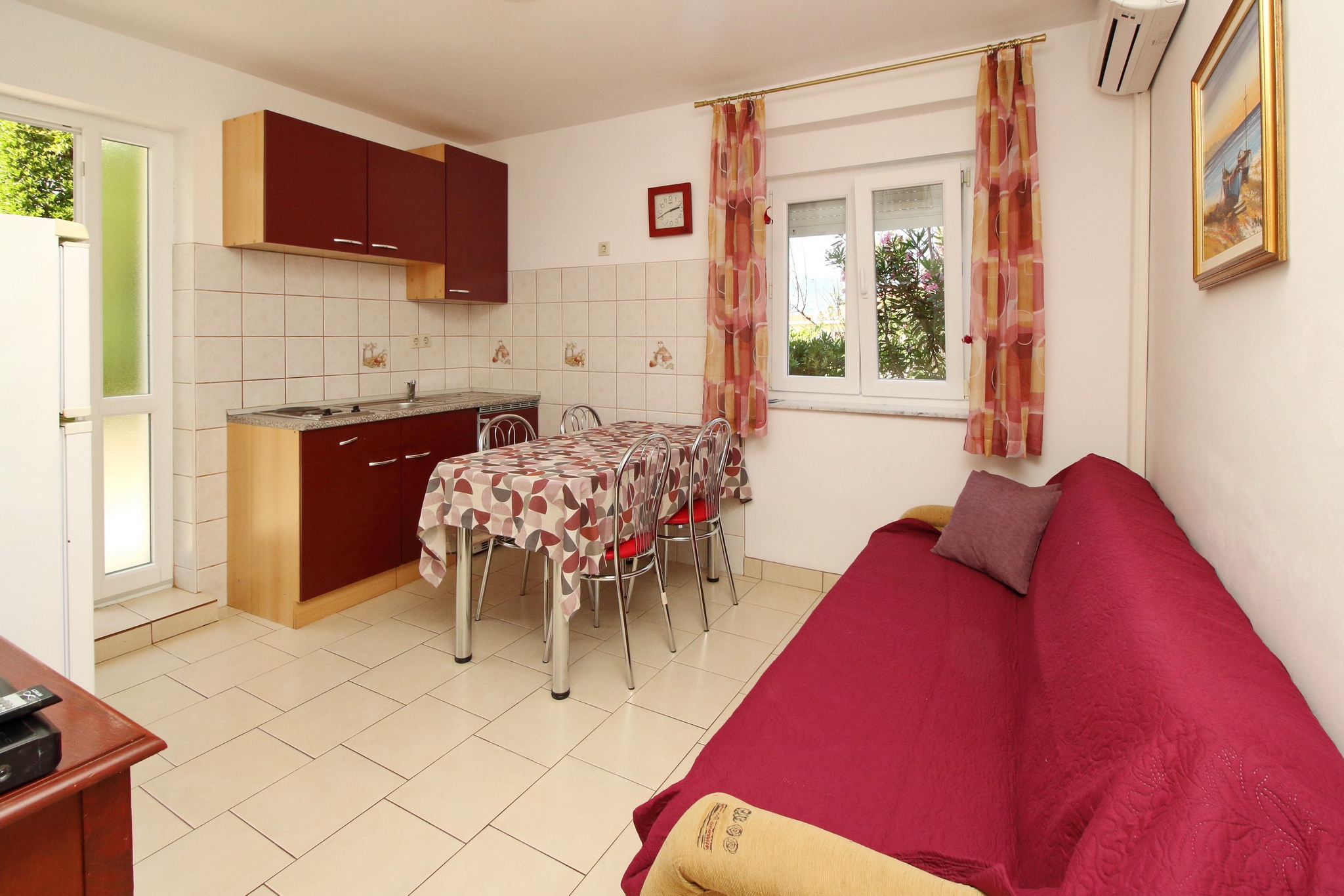 One bedroom apartment with terrace Šilo, Krk (A-18751-b) One bedroom apartment with terrace Šilo, Krk (A-18751-b)