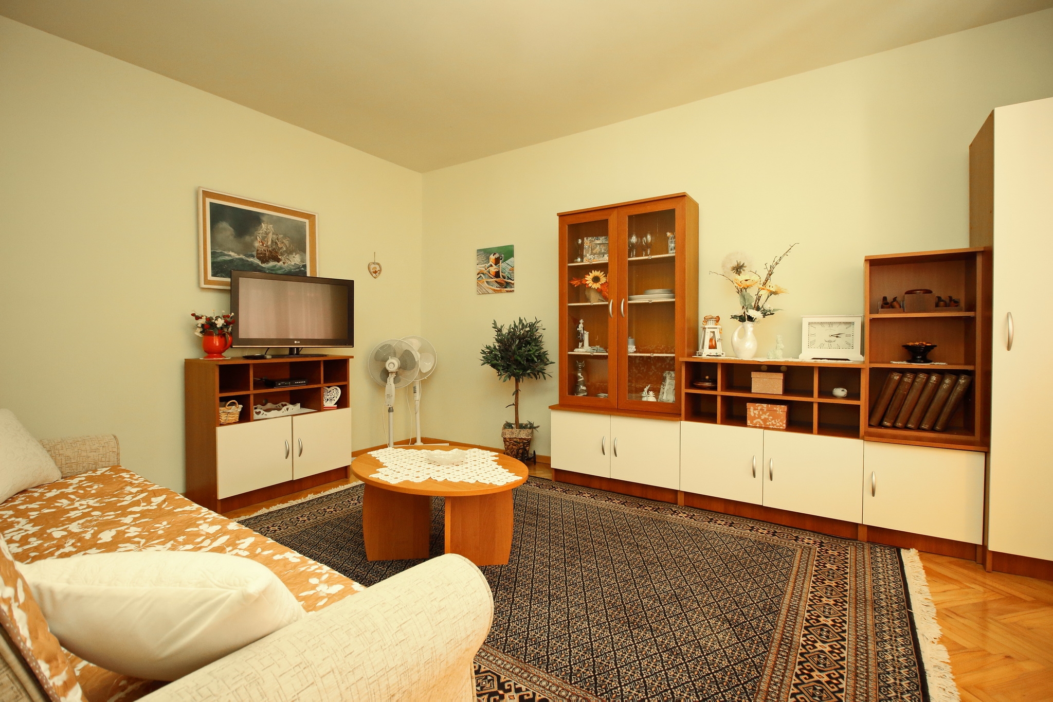 Three bedroom apartment with terrace Šilo, Krk (A-18751-c) Three bedroom apartment with terrace Šilo, Krk (A-18751-c)