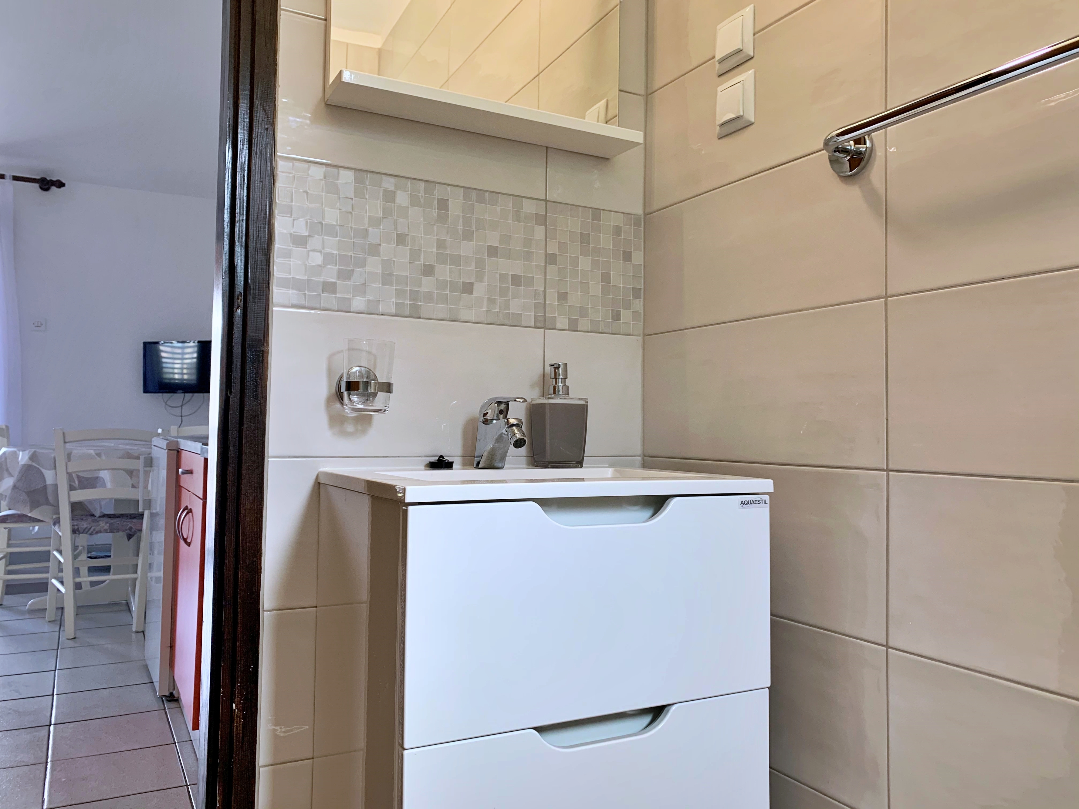 One bedroom apartment with terrace and sea view Šilo, Krk  A-a