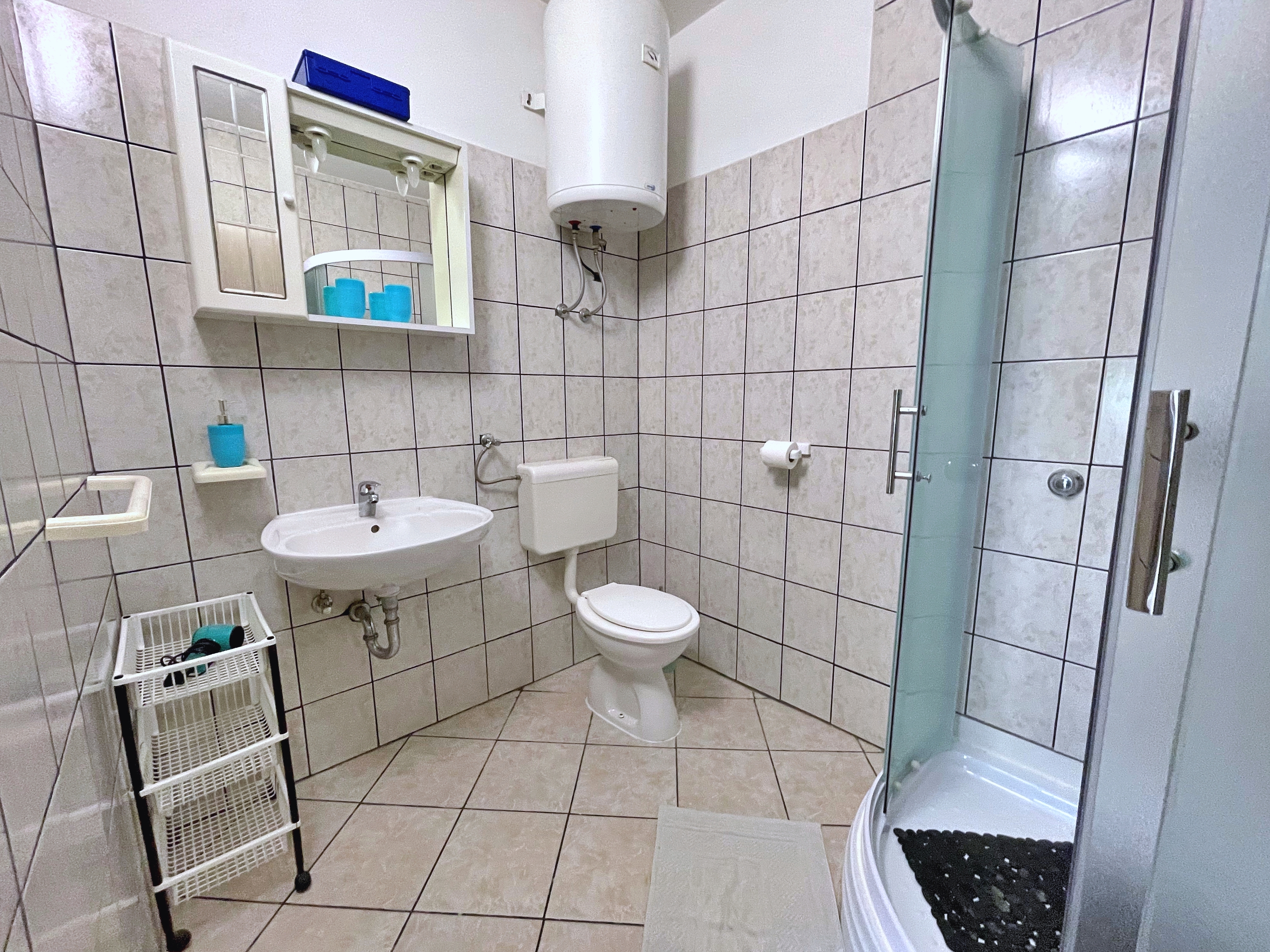 Two bedroom apartment with terrace Šilo, Krk  A-a