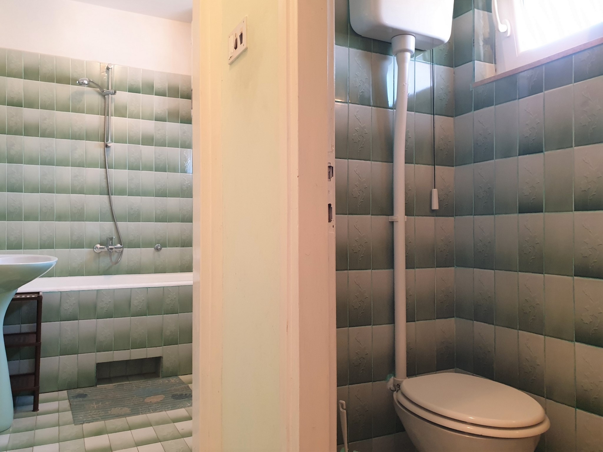 Three bedroom apartment with terrace and sea view Šilo, Krk  A-a