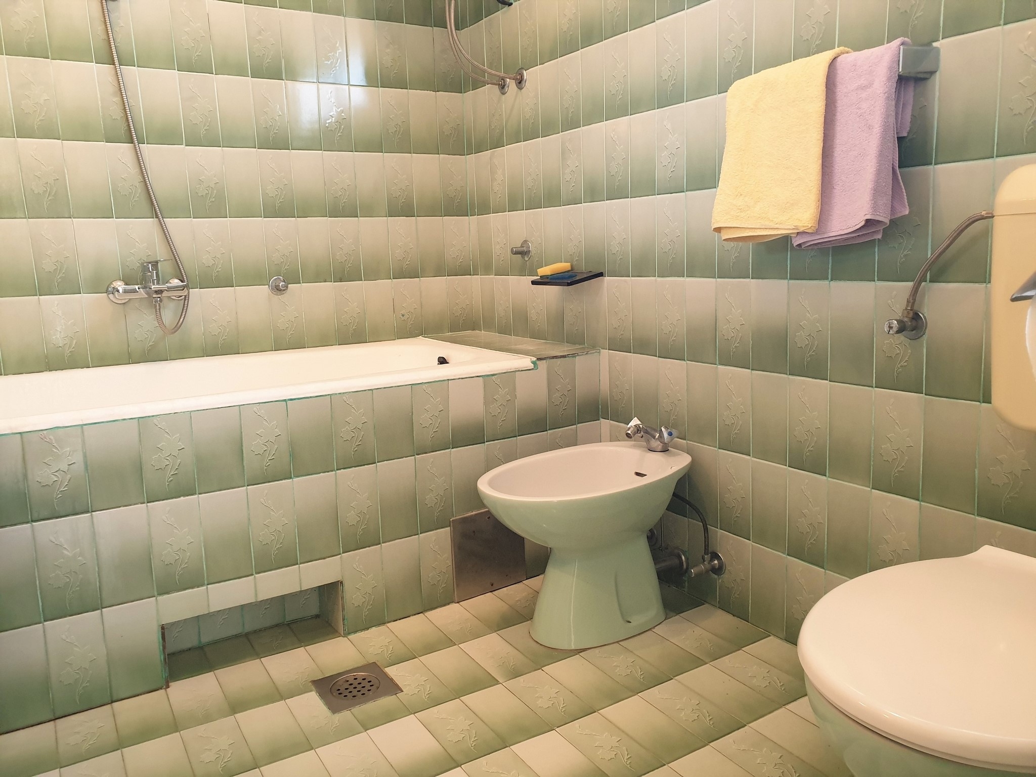 Three bedroom apartment with terrace and sea view Šilo, Krk  A-a