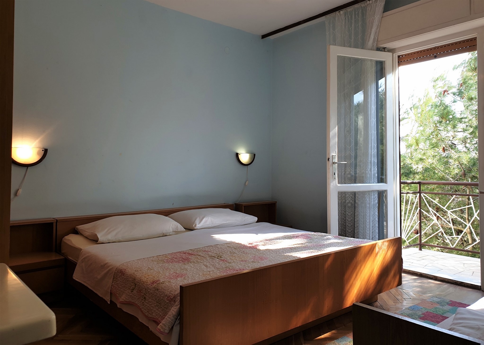 Three bedroom apartment with terrace and sea view Šilo, Krk  A-a