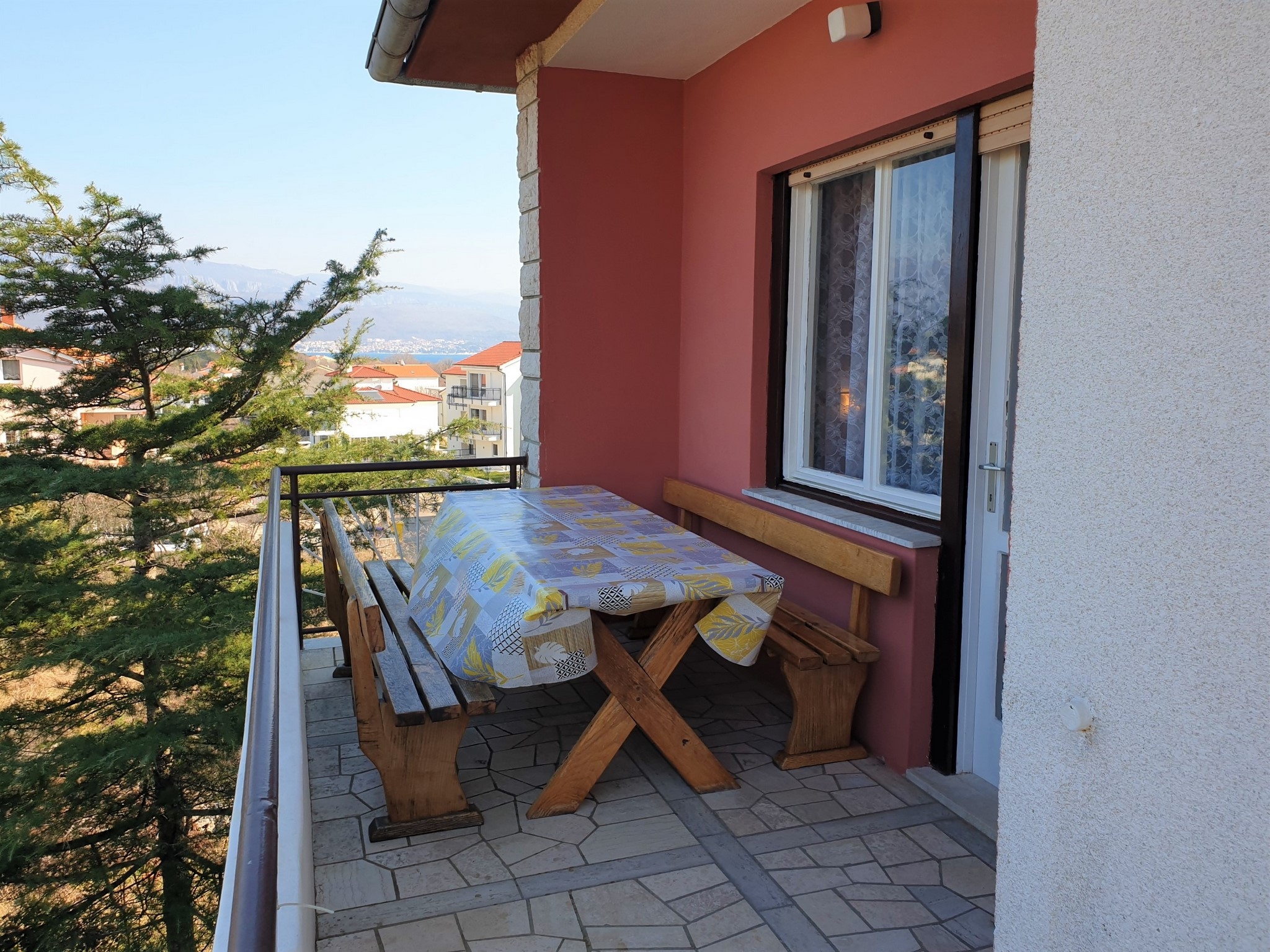 Three bedroom apartment with terrace and sea view Šilo, Krk  A-a