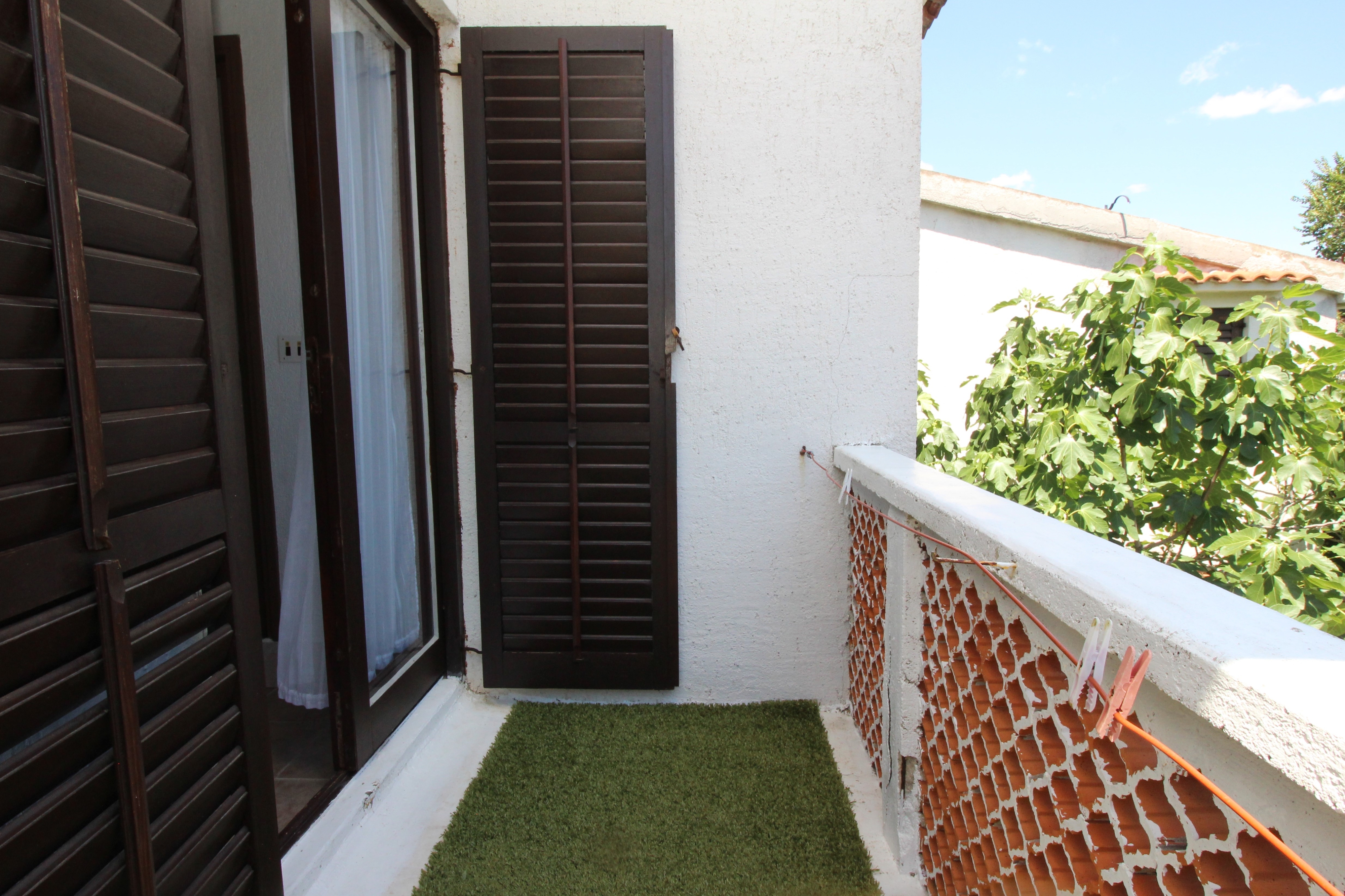 Two bedroom apartment with terrace Šilo, Krk  A-c