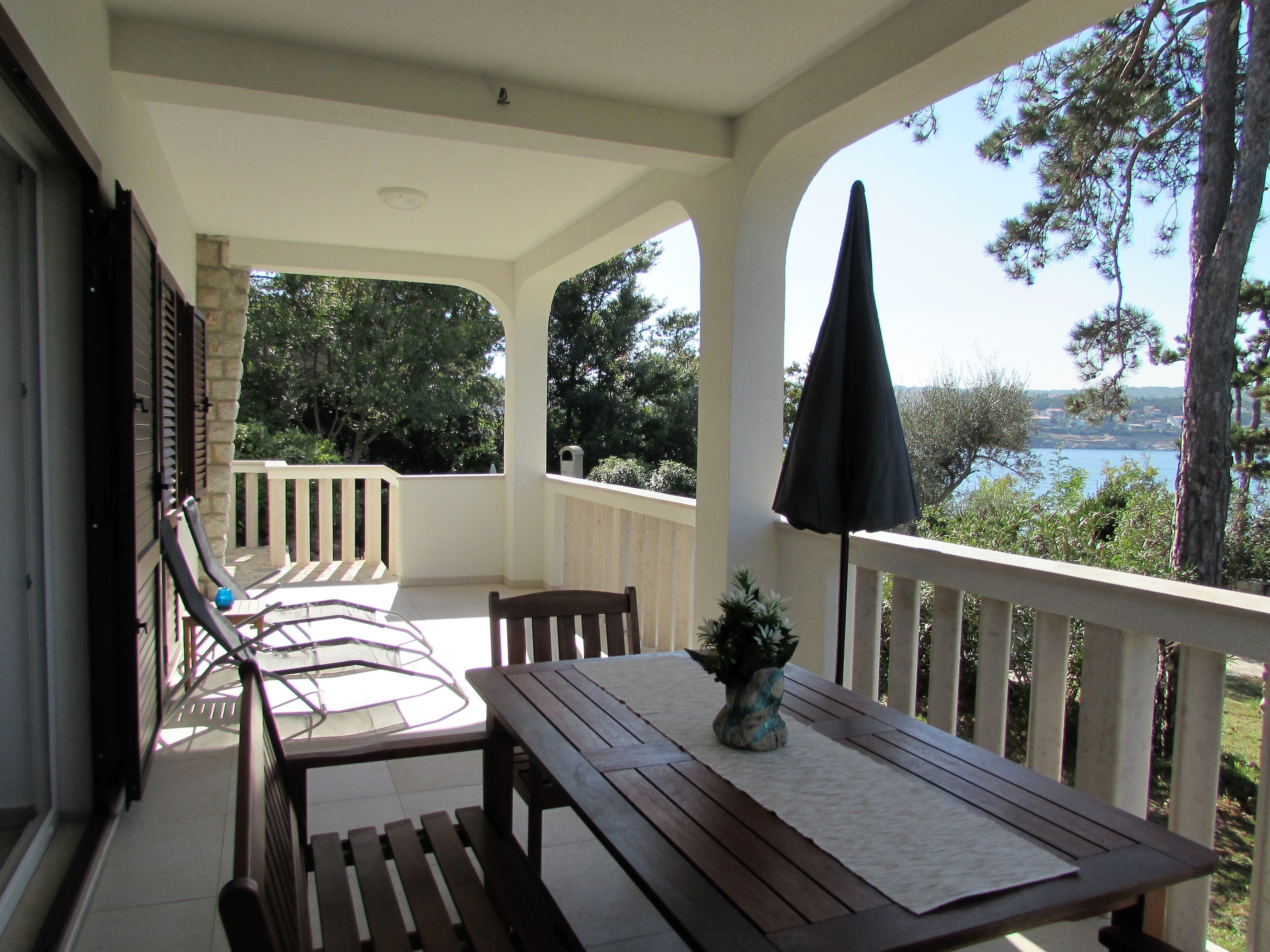 Two bedroom apartment near beach Šilo, Krk  A-a