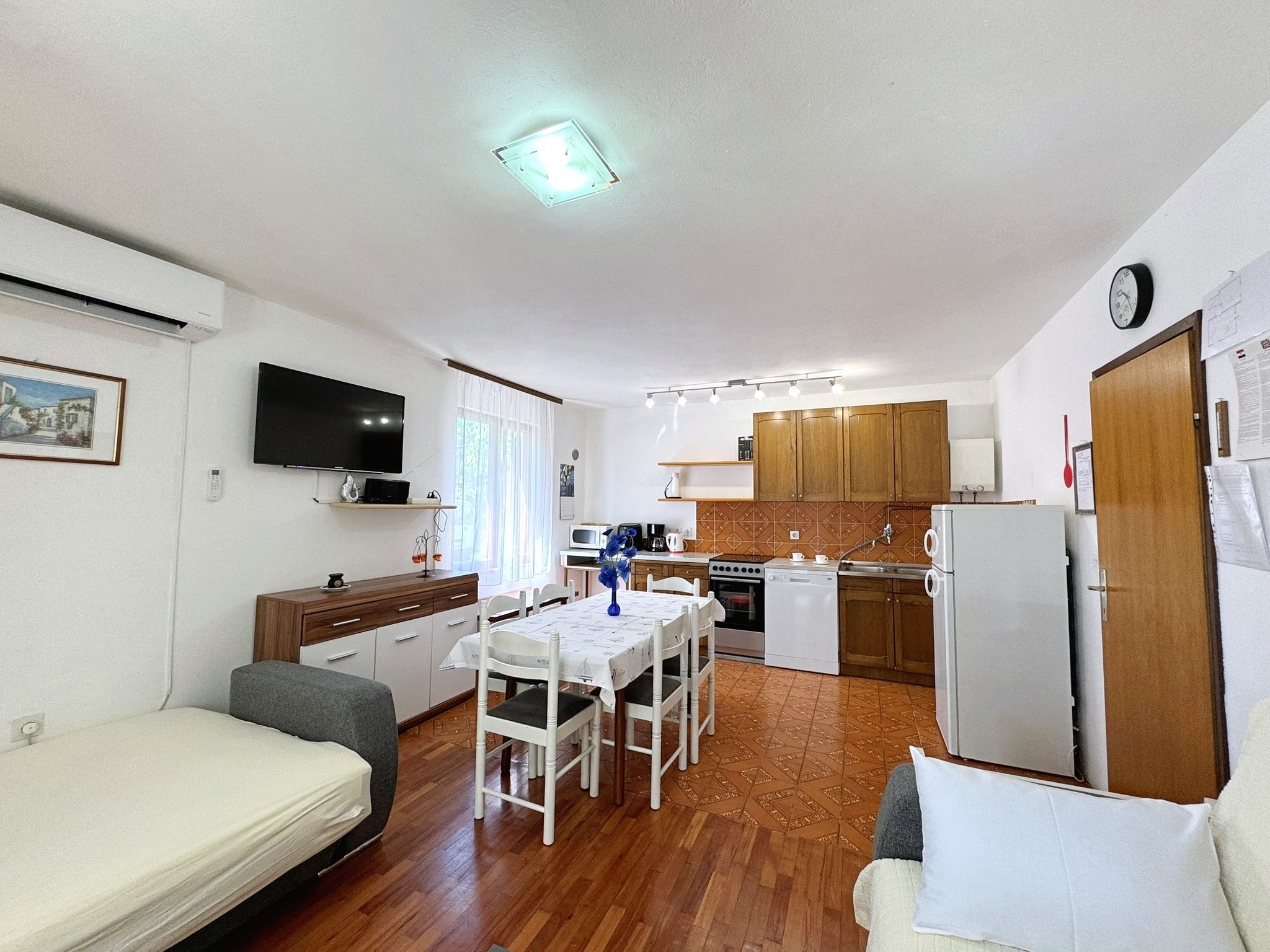 One bedroom apartment with terrace Šilo (Krk) (A-18769-a) One bedroom apartment with terrace Šilo (Krk) (A-18769-a)