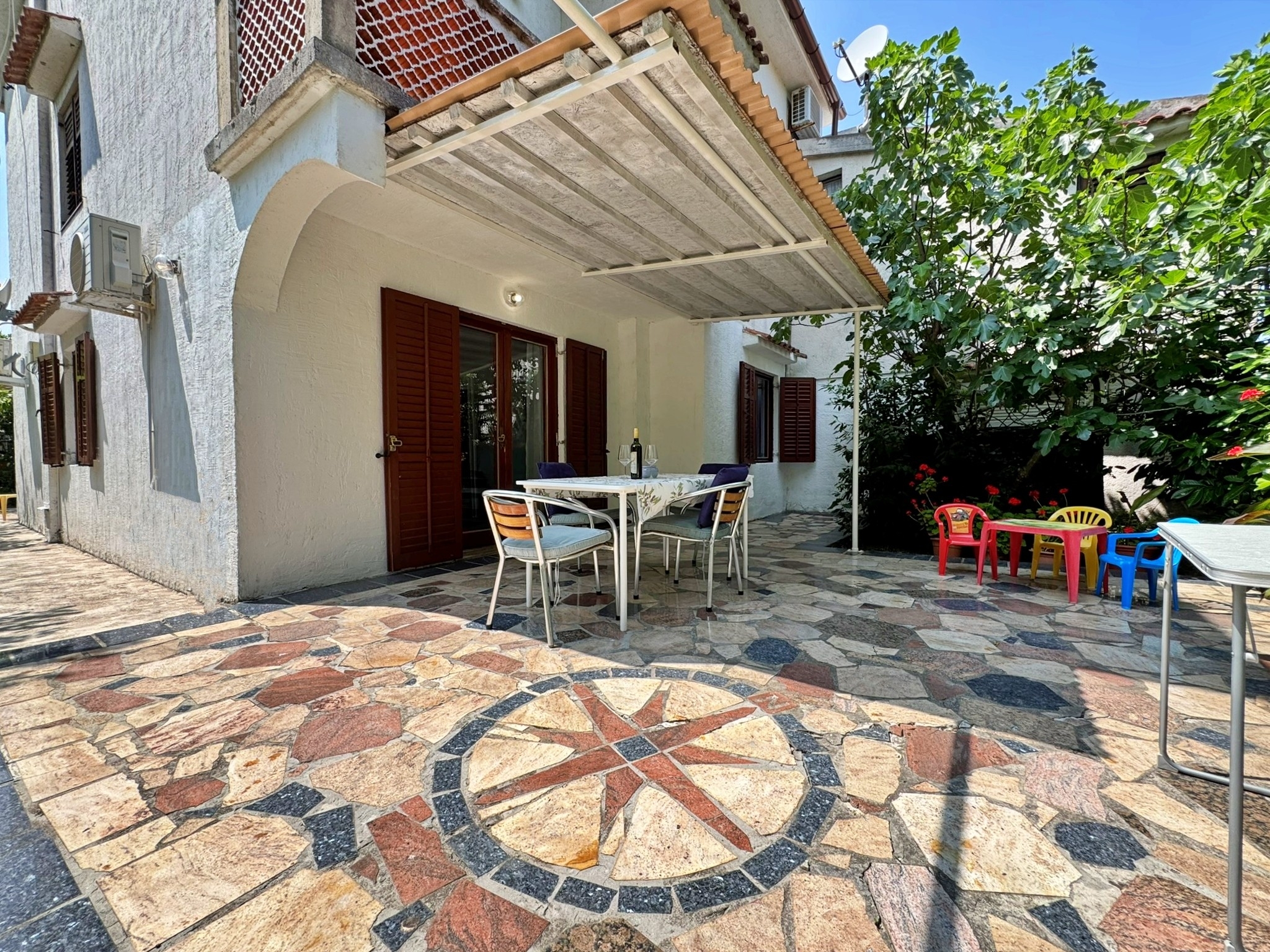 One bedroom apartment with terrace Šilo (Krk) (A-18769-a) One bedroom apartment with terrace Šilo (Krk) (A-18769-a)