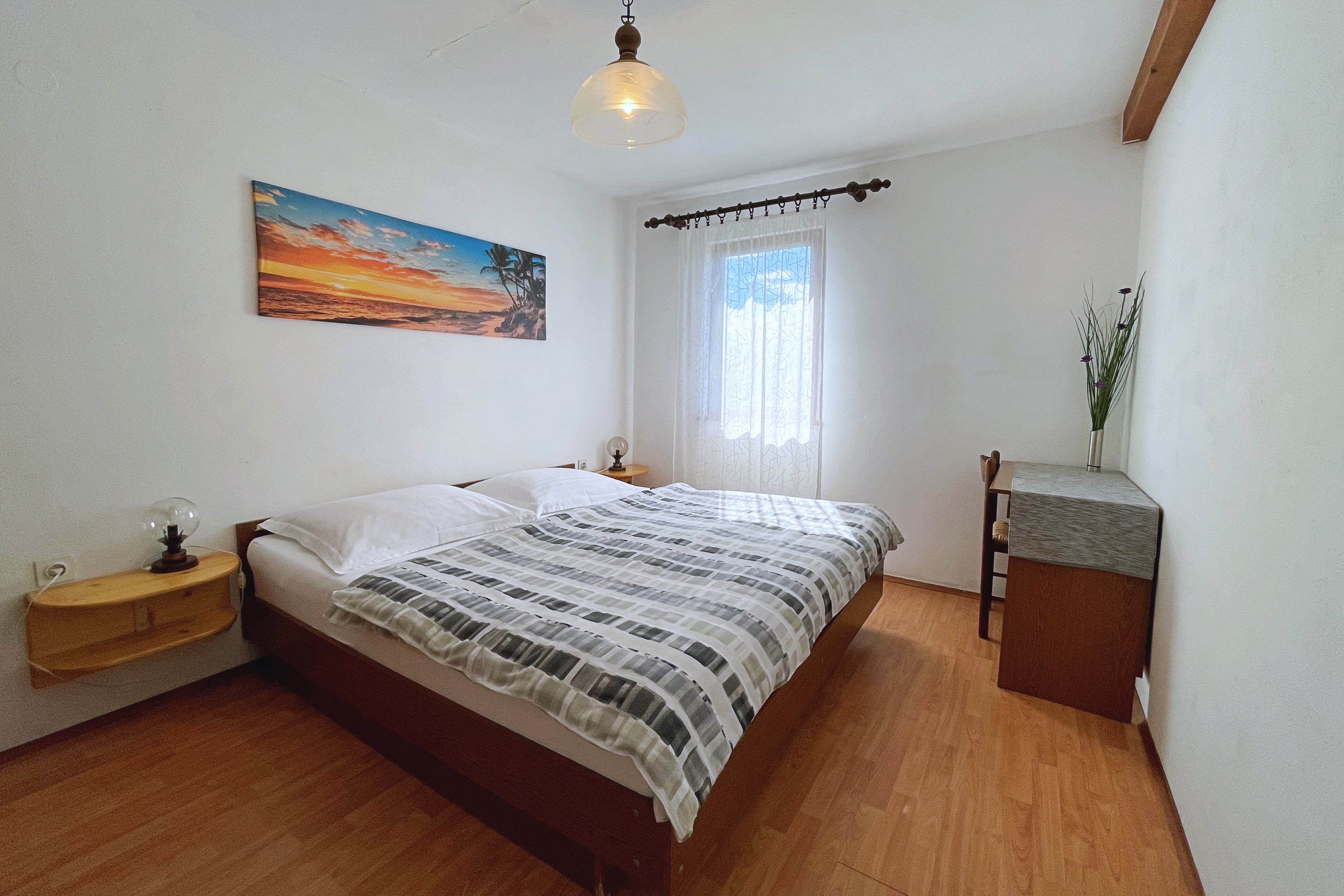 Three bedroom apartment with terrace and sea view Šilo, Krk  A-b