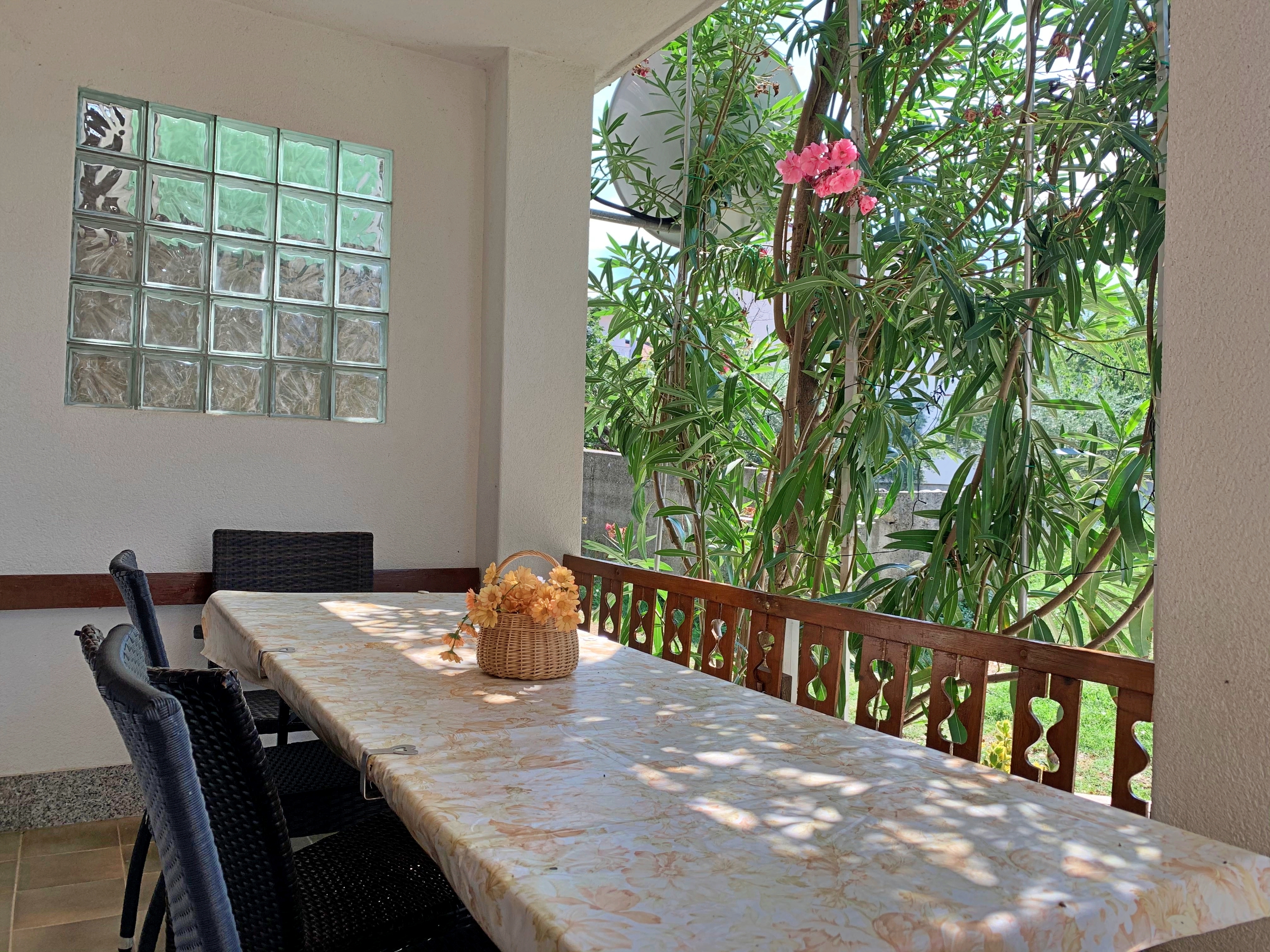Four bedroom apartment with terrace Šilo, Krk  A-a