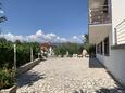 Šilo, Krk, Courtyard 18770 - Apartments with sandy beach.