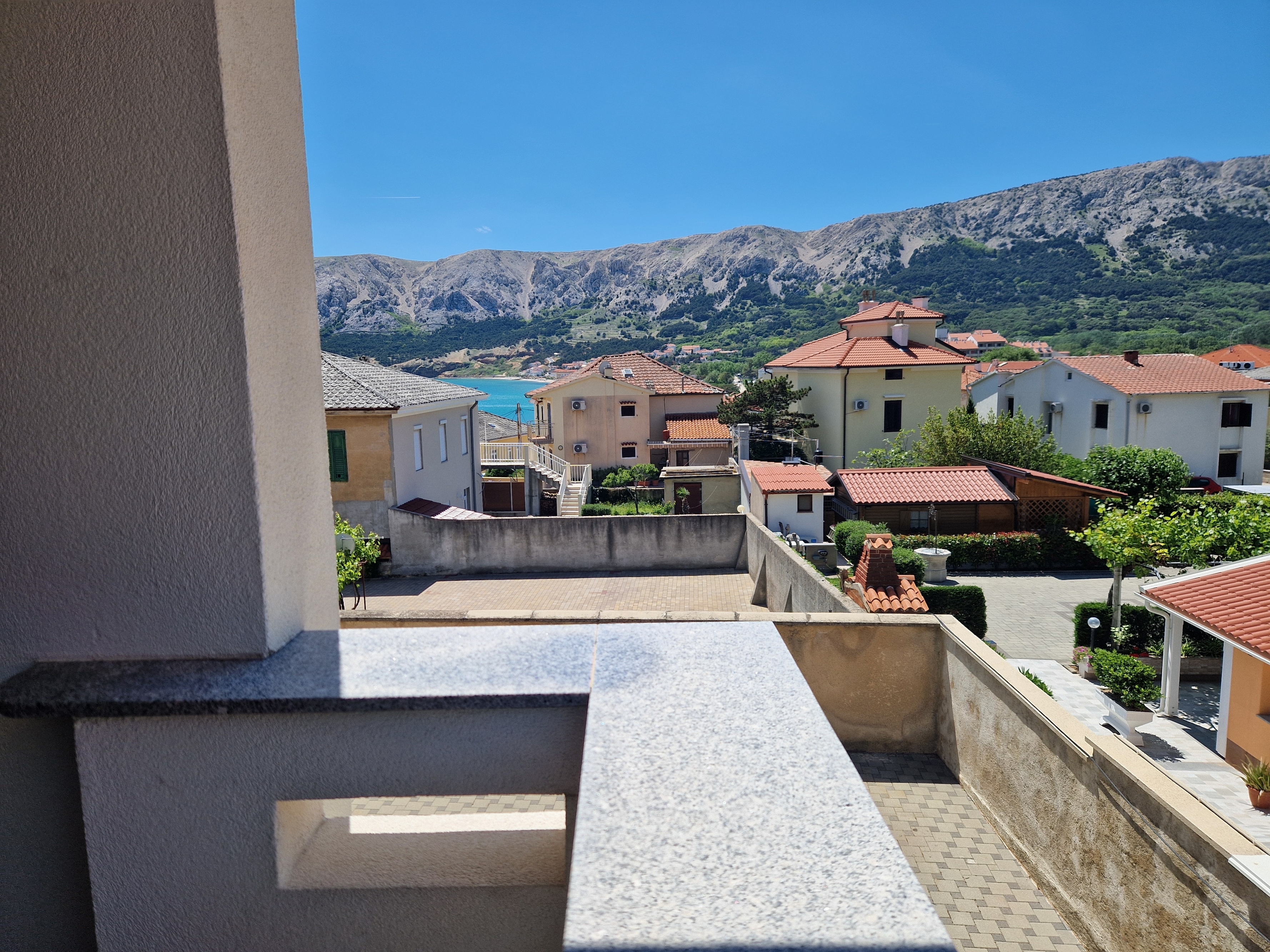 Two bedroom apartment with terrace Baška, Krk  A-b