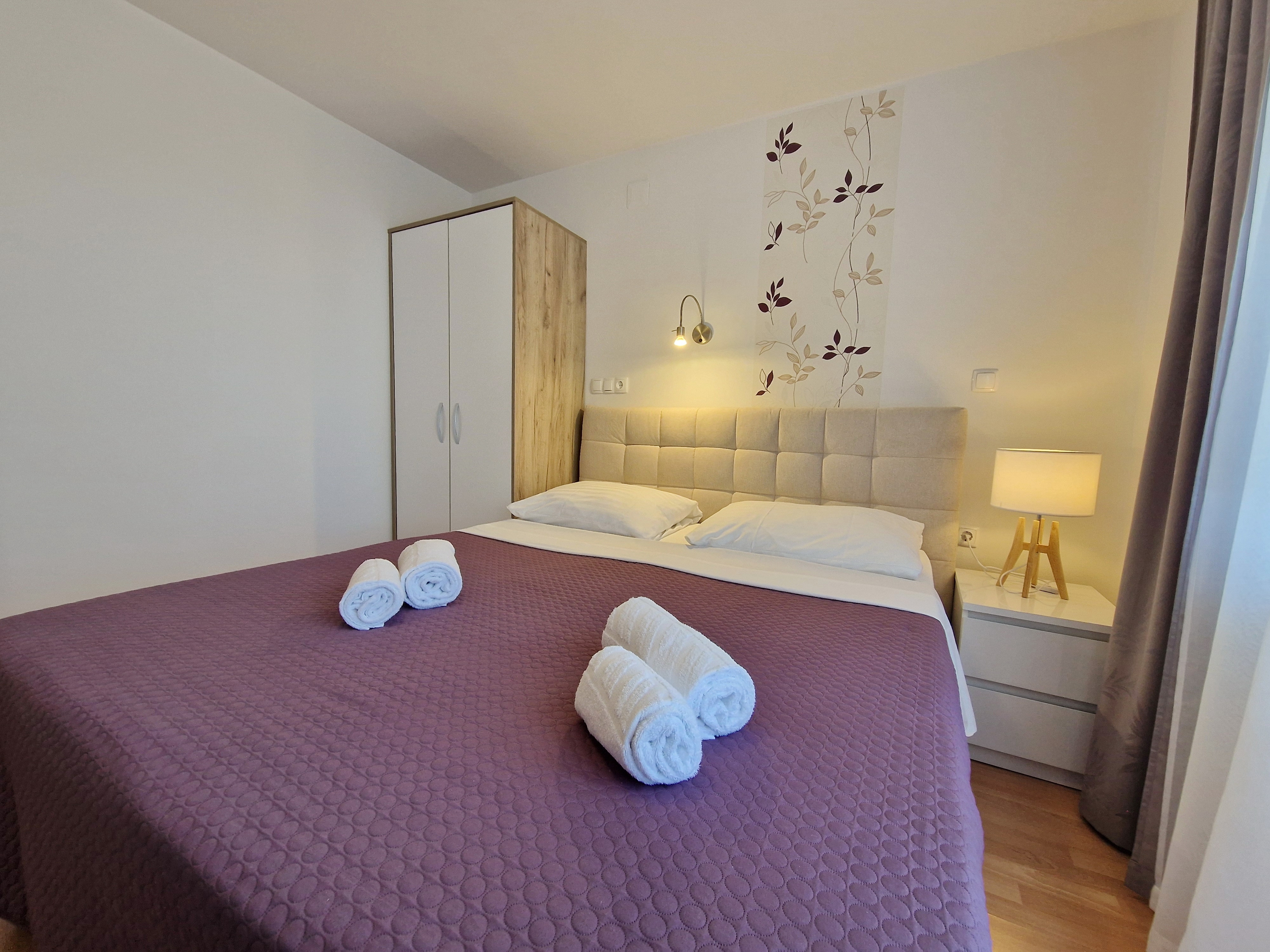 Two bedroom apartment with terrace Baška, Krk  A-c