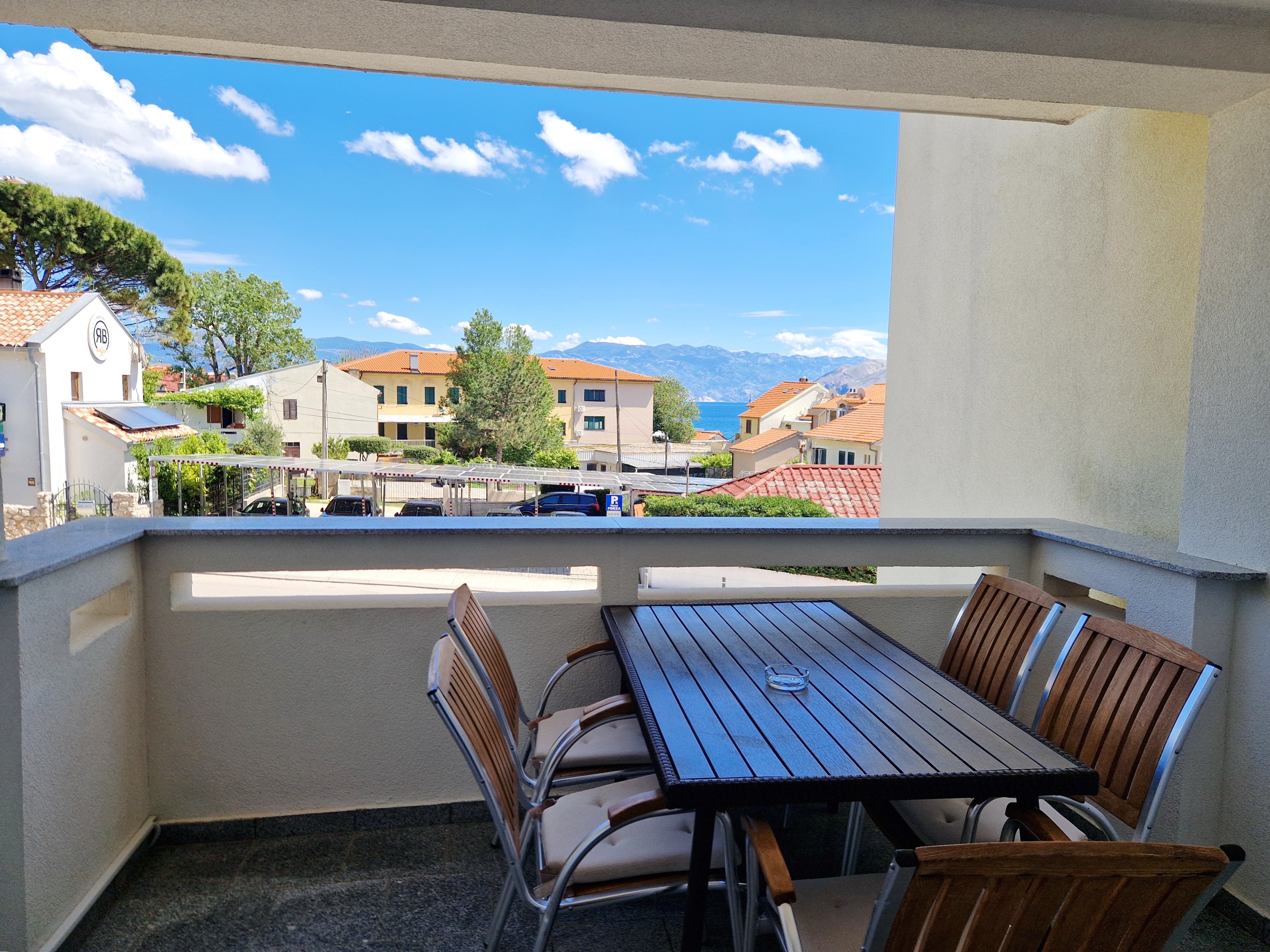 Two bedroom apartment with terrace Baška, Krk (A-18775-c) Two bedroom apartment with terrace Baška, Krk (A-18775-c)