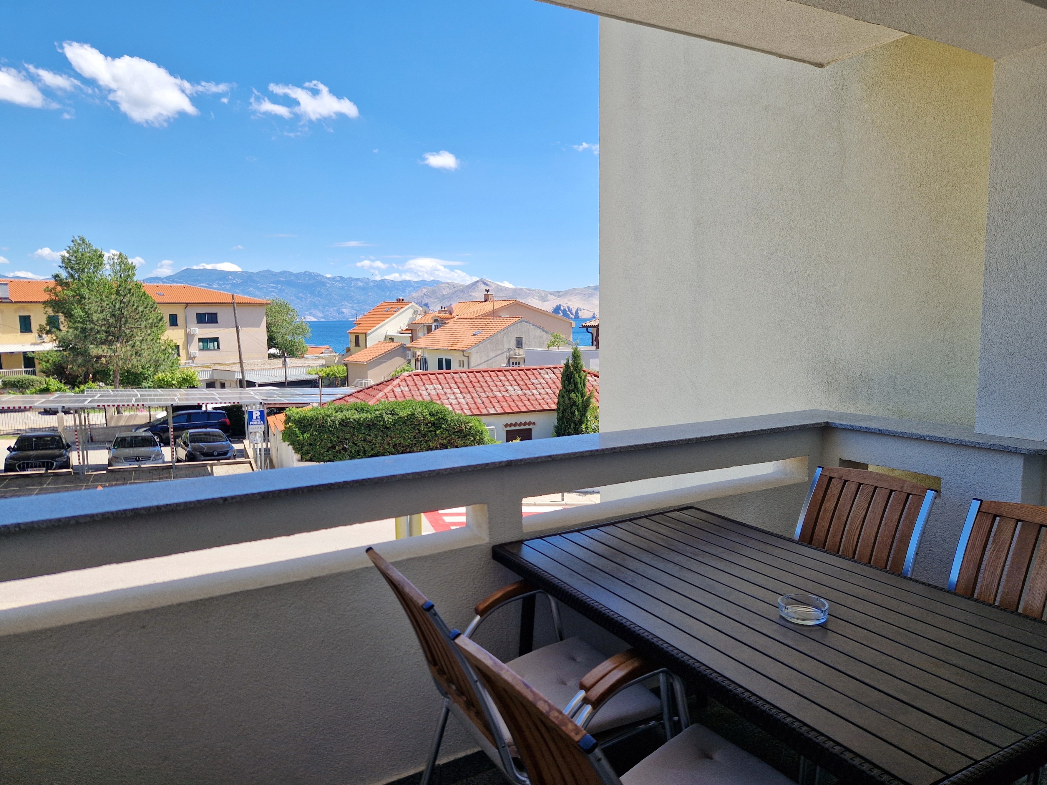 Two bedroom apartment with terrace Baška, Krk  A-c