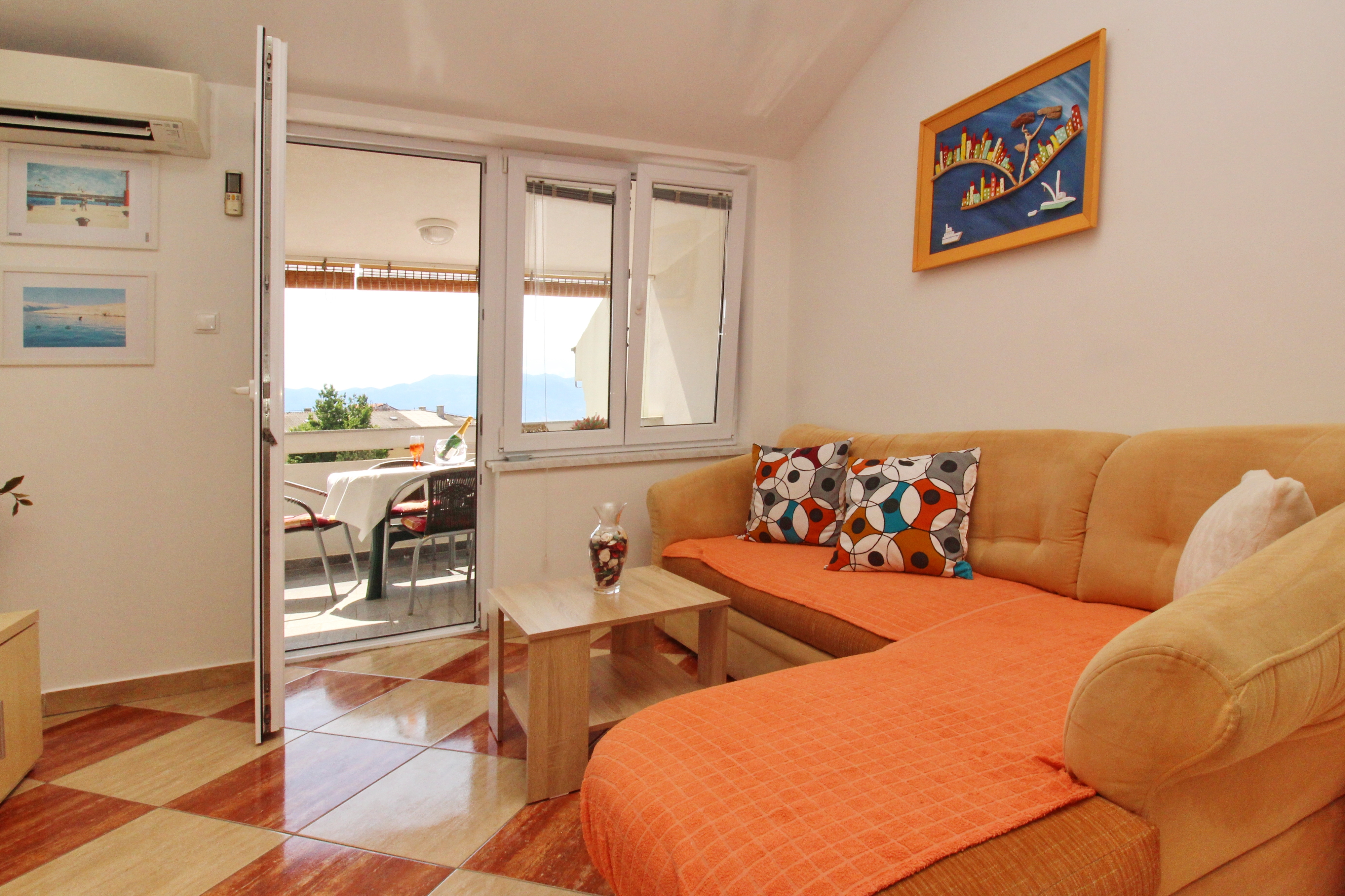Two bedroom apartment with terrace and sea view Baška, Krk (A-18778-b)