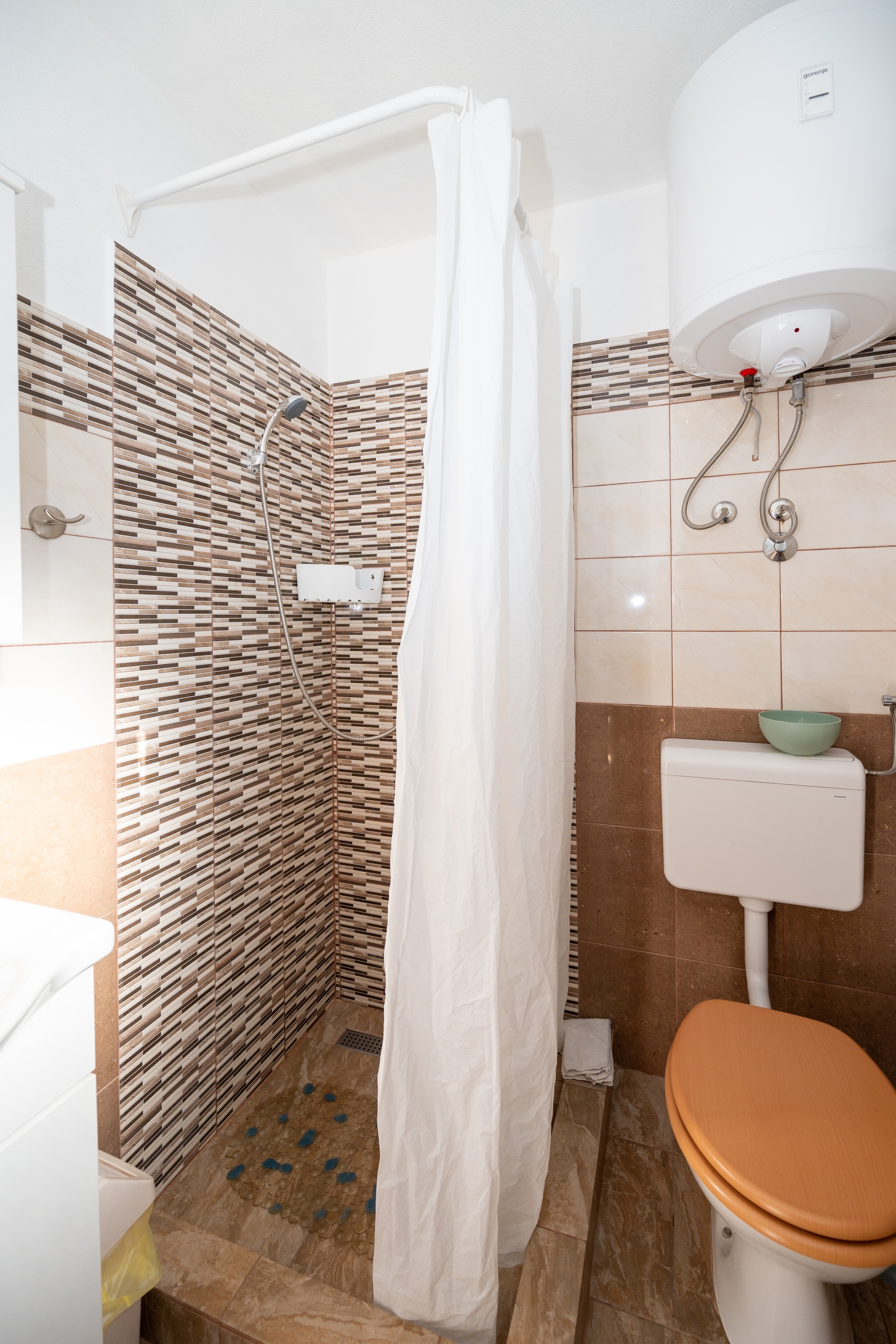 One bedroom house with terrace Silba  K