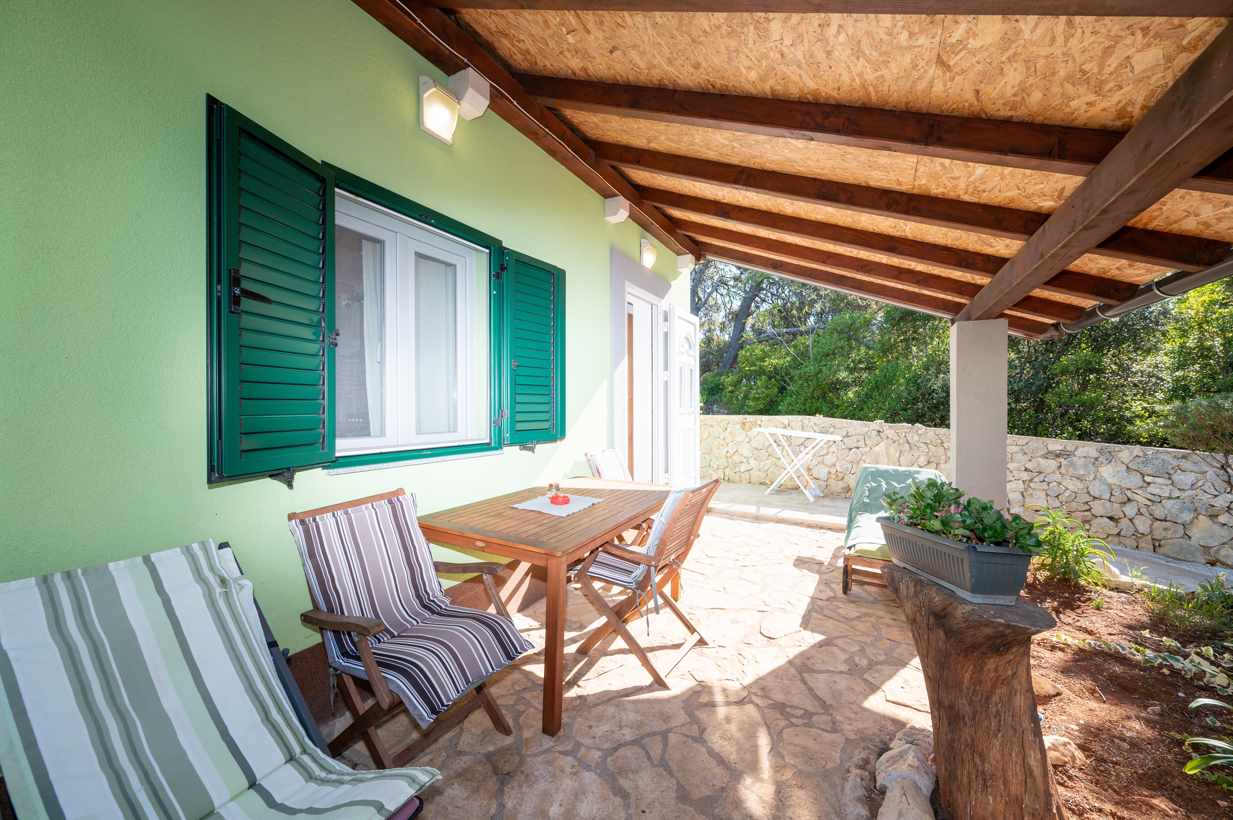 One bedroom house with terrace Silba  K