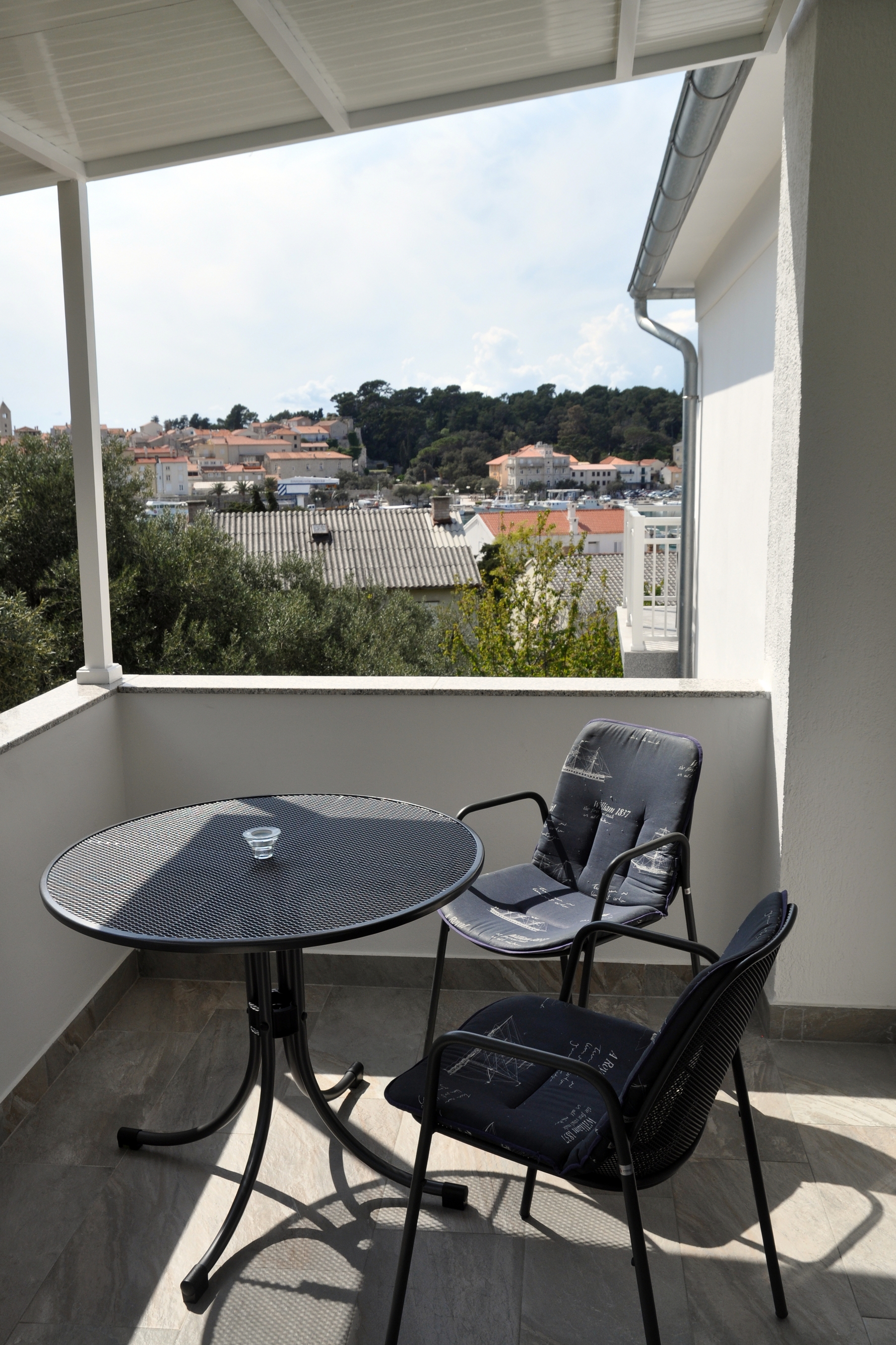 Room with terrace and sea view Rab  S-a