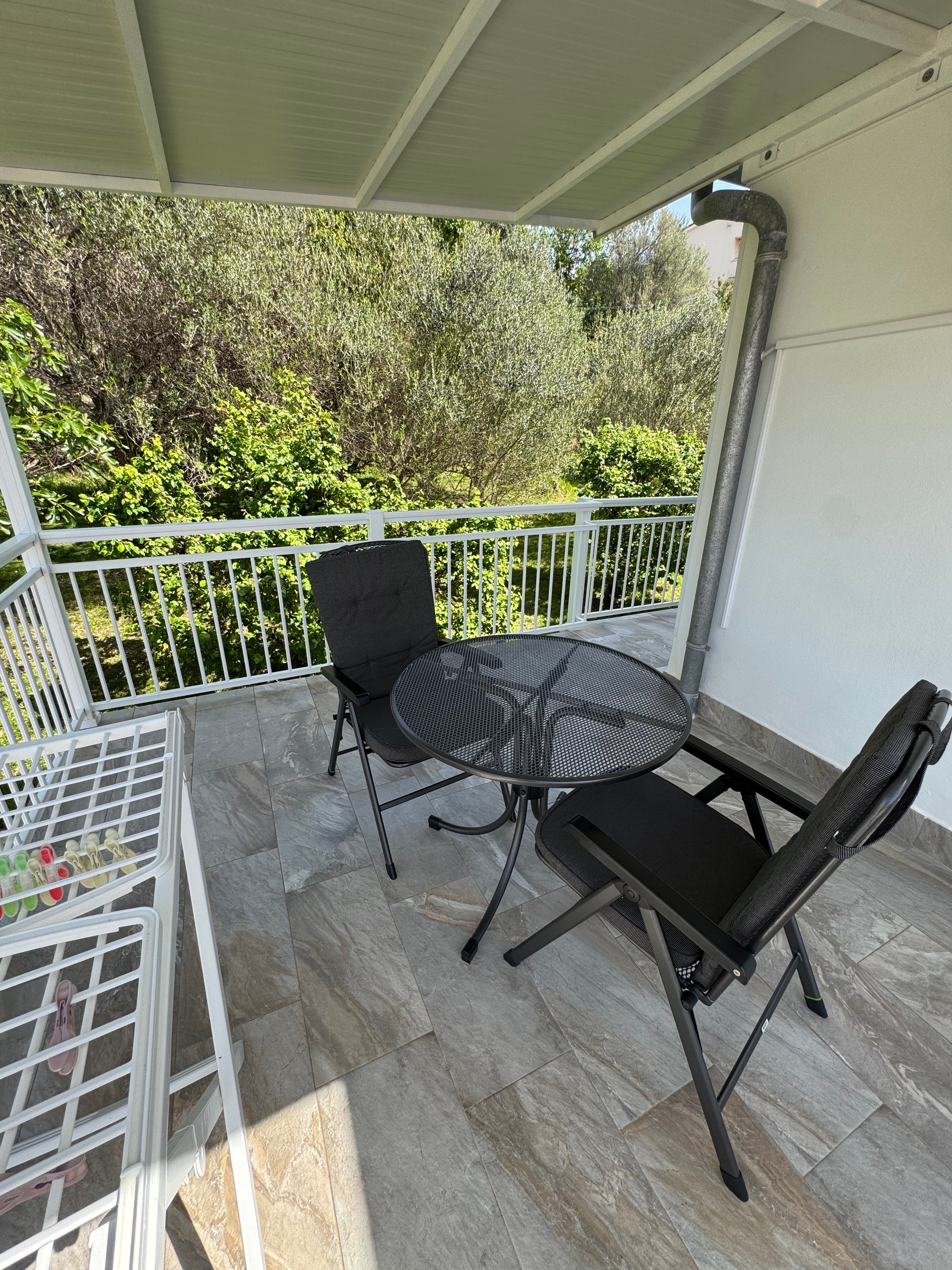 Room with terrace Rab  S-d