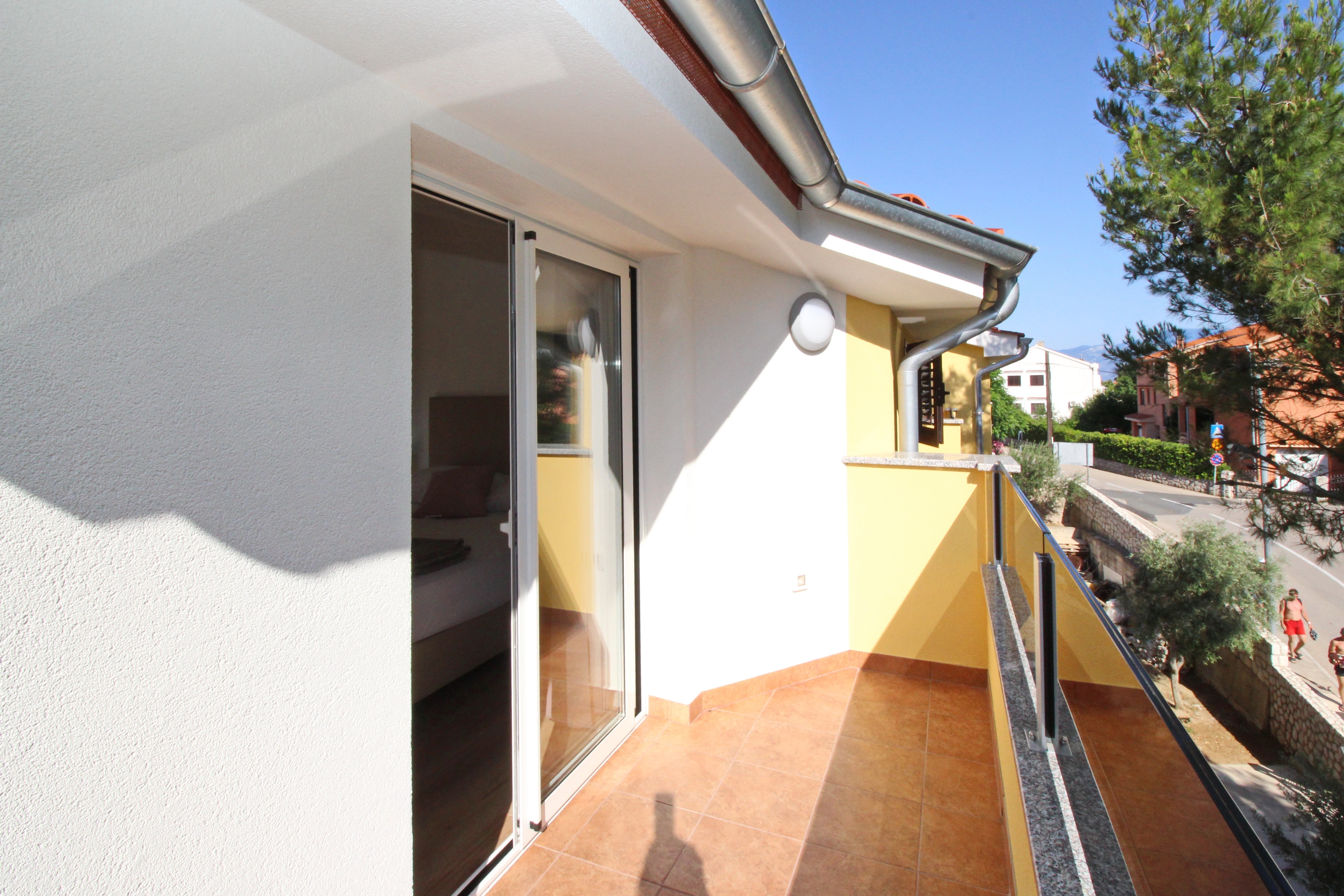 Three bedroom apartment with balcony Baška, Krk  A-g