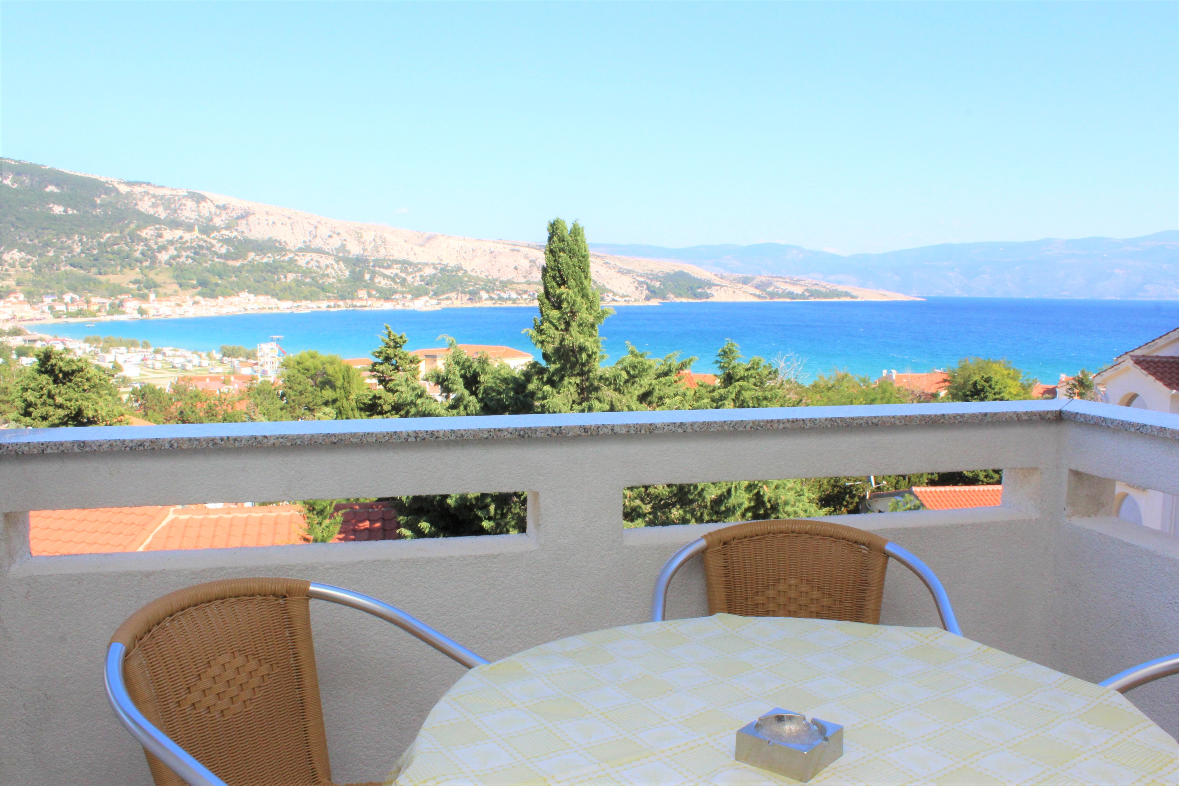 Two bedroom apartment with balcony and sea view Baška, Krk  A-a