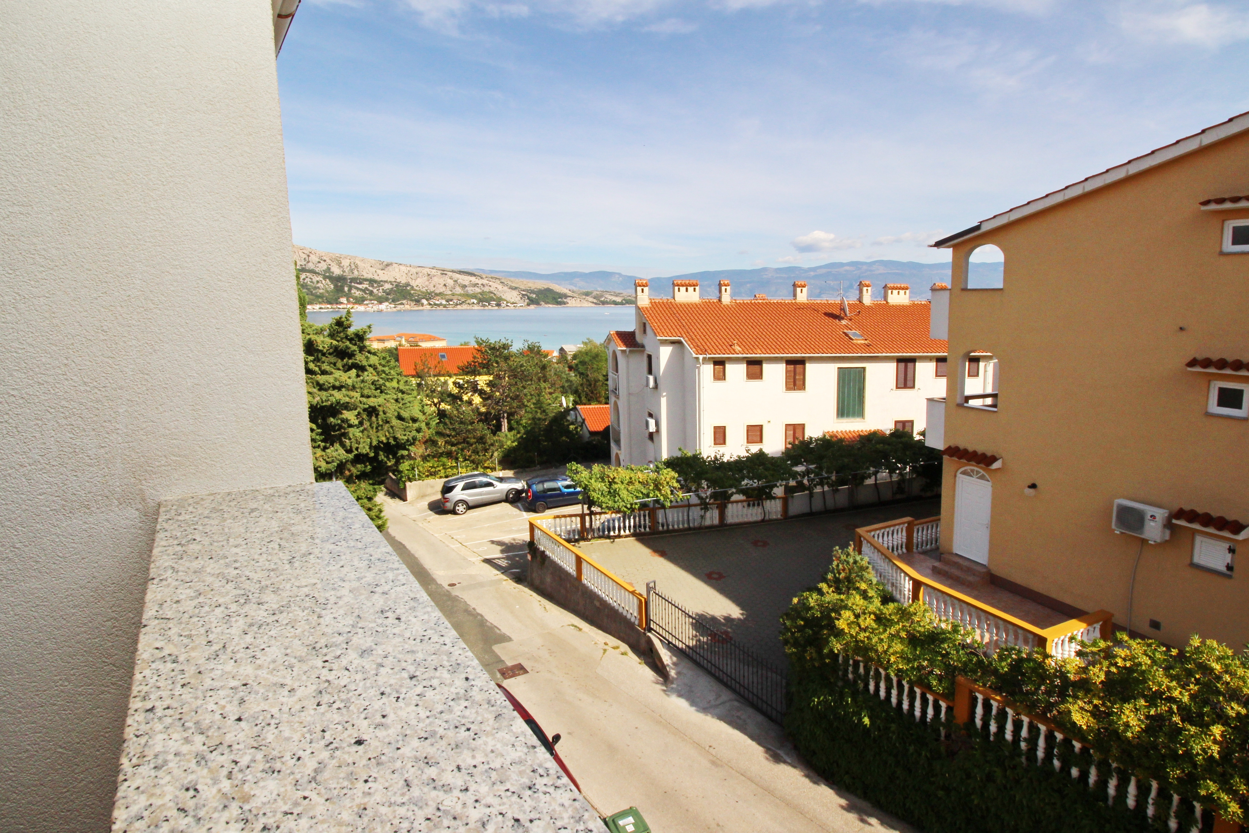 Two bedroom apartment with balcony and sea view Baška, Krk  A-b