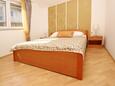 Ložnice 1 Baška, Ložnice 1 v ubytování typu apartment, domácí mazlíčci povoleni a WiFi.