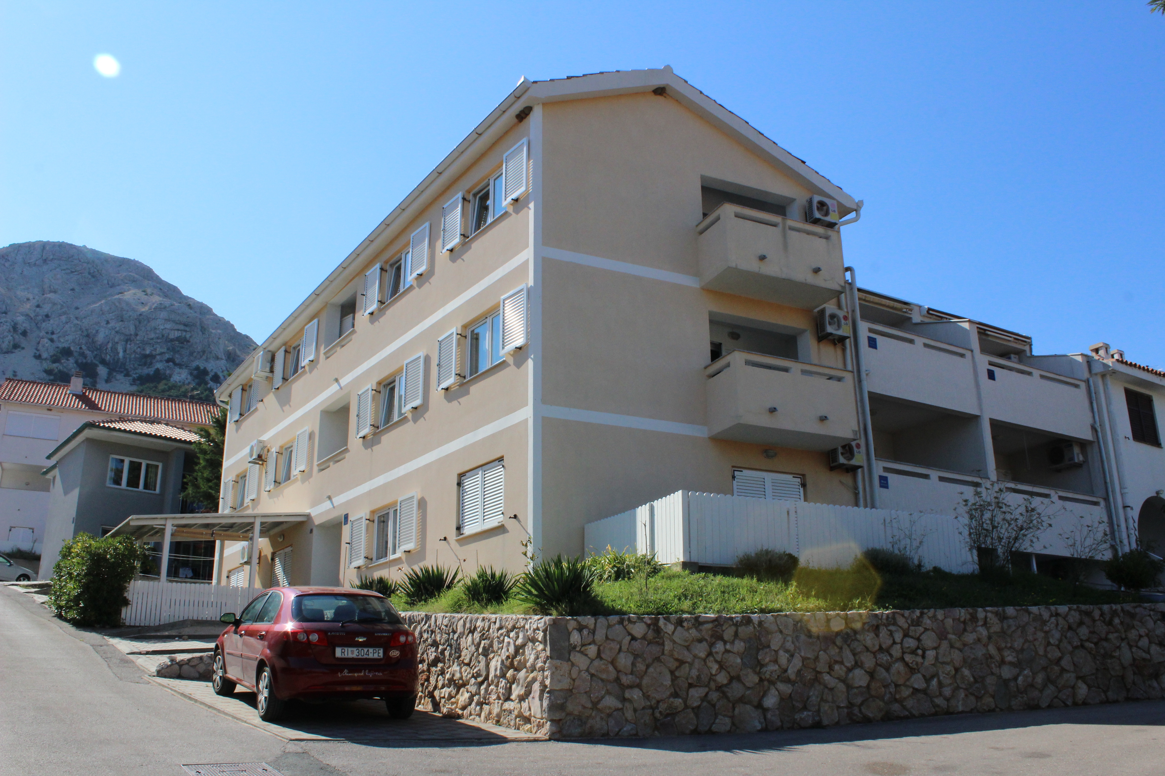 Two bedroom apartment with balcony and sea view Baška, Krk (A-18794-a) Two bedroom apartment with balcony and sea view Baška, Krk (A-18794-a)