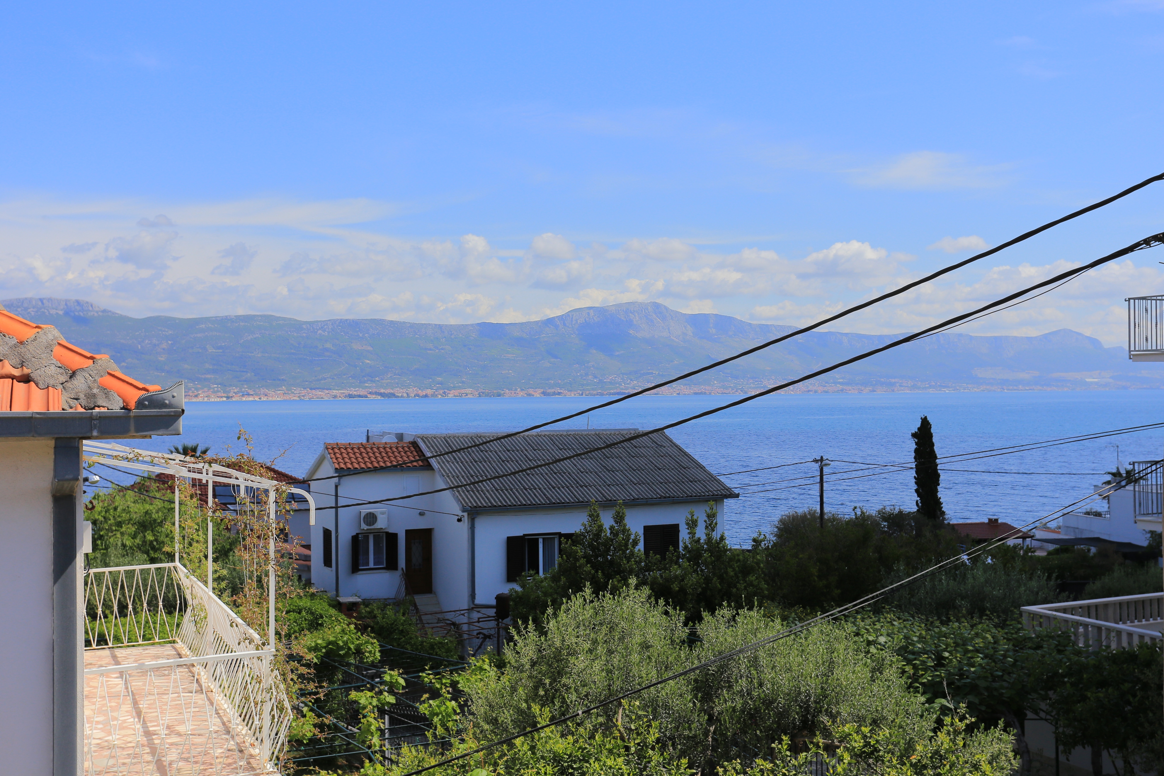 One bedroom apartment with terrace and sea view Arbanija, Čiovo  A-b
