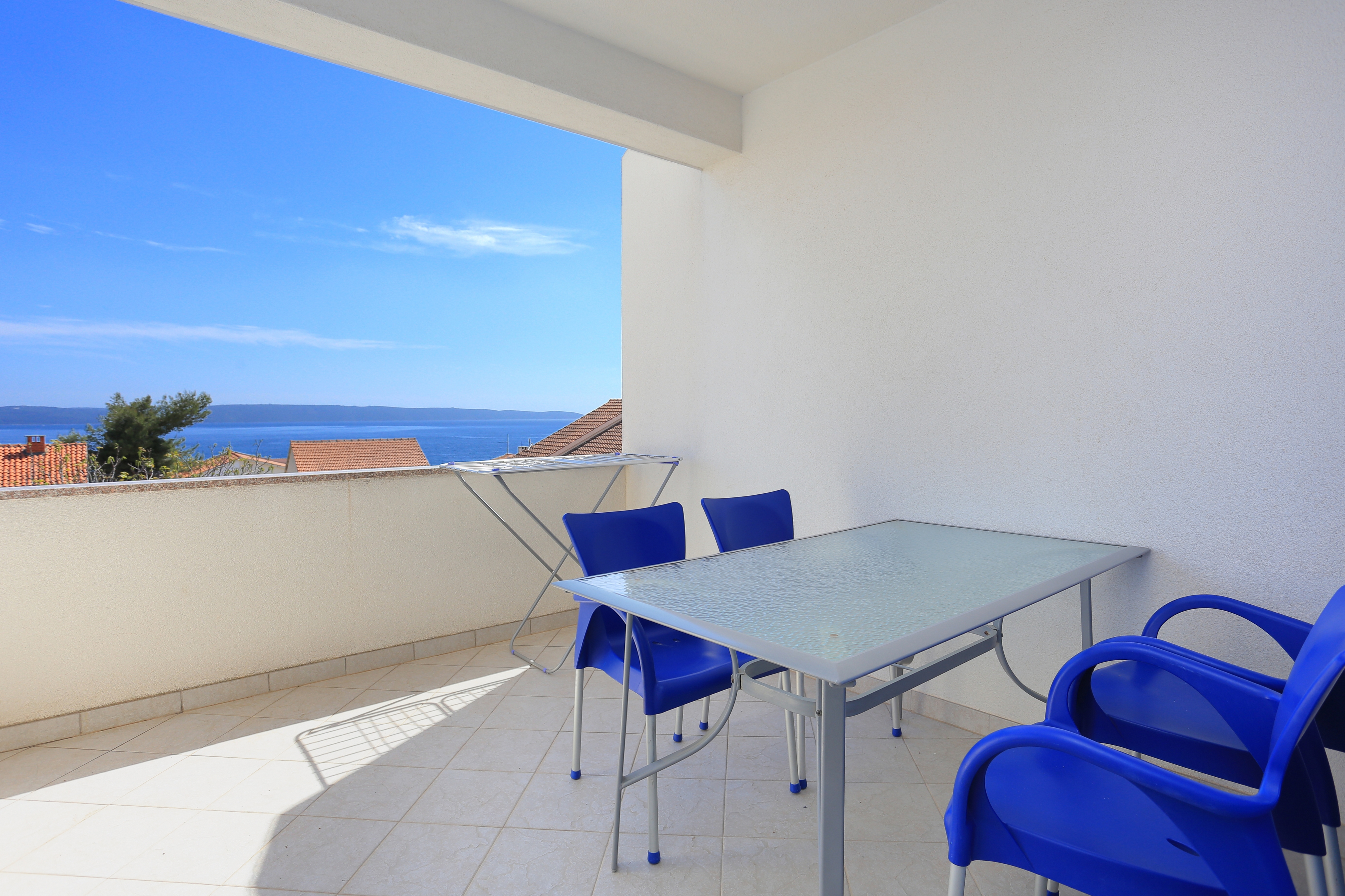 One bedroom apartment with terrace and sea view Bušinci, Čiovo (A-18800-a) One bedroom apartment with terrace and sea view Bušinci, Čiovo (A-18800-a)