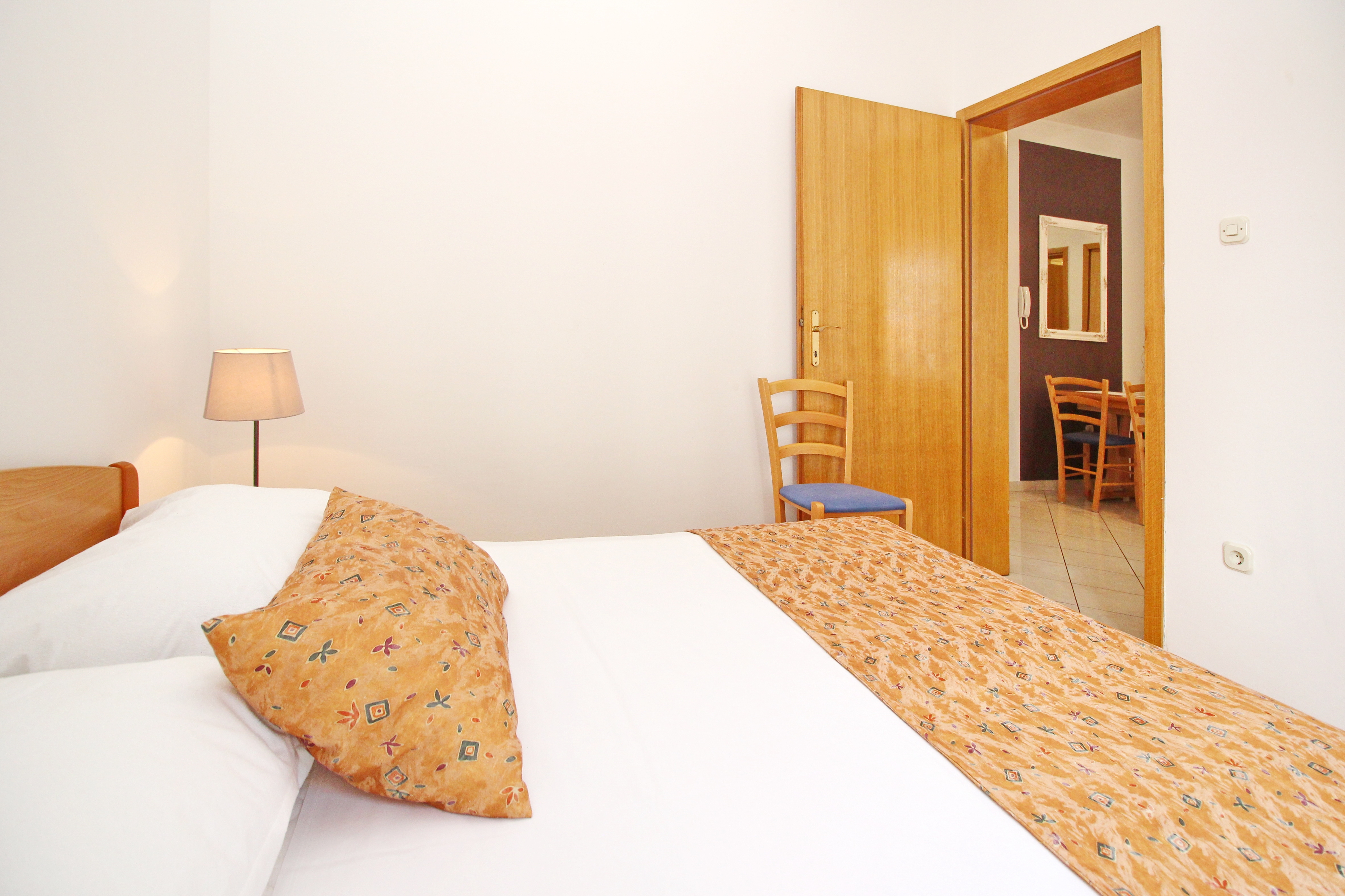 Three bedroom apartment with terrace Baška, Krk  A-c