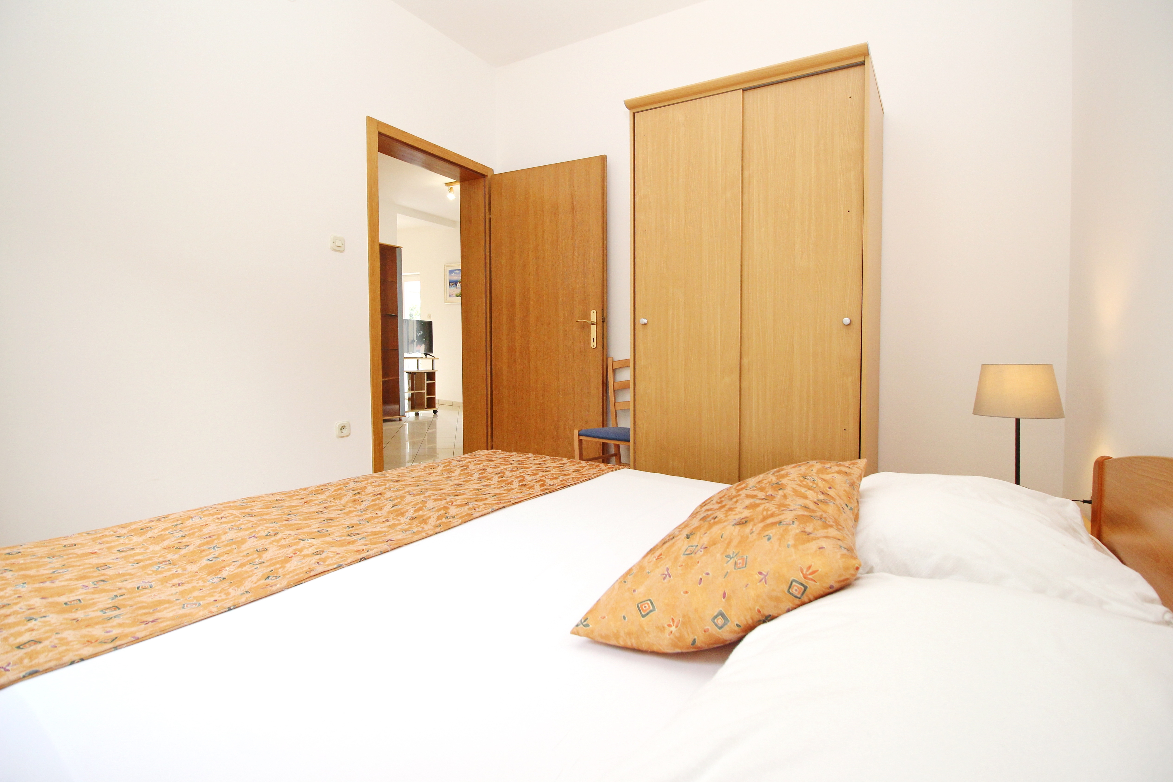 Three bedroom apartment with terrace Baška, Krk  A-c