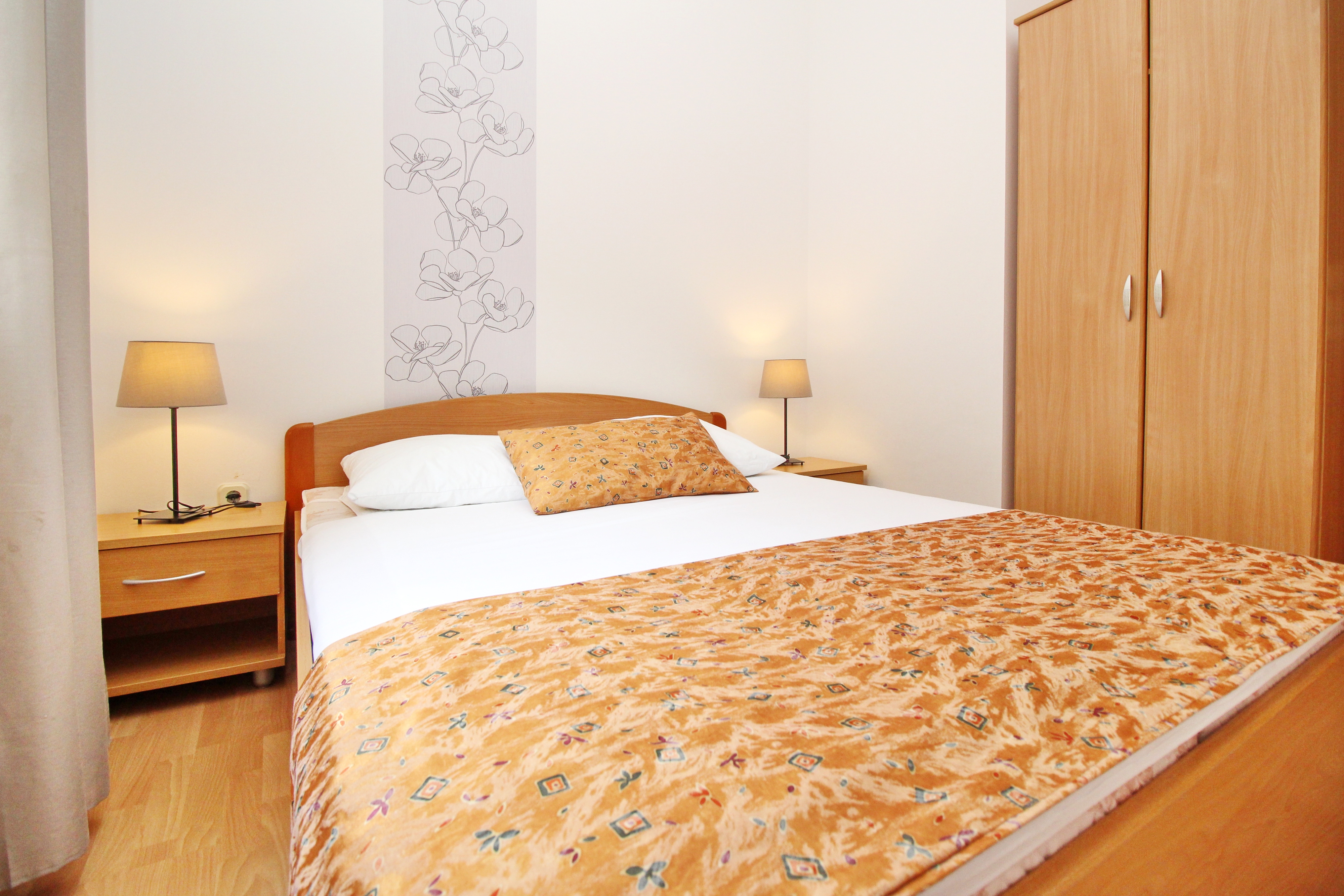Three bedroom apartment with terrace Baška, Krk  A-c