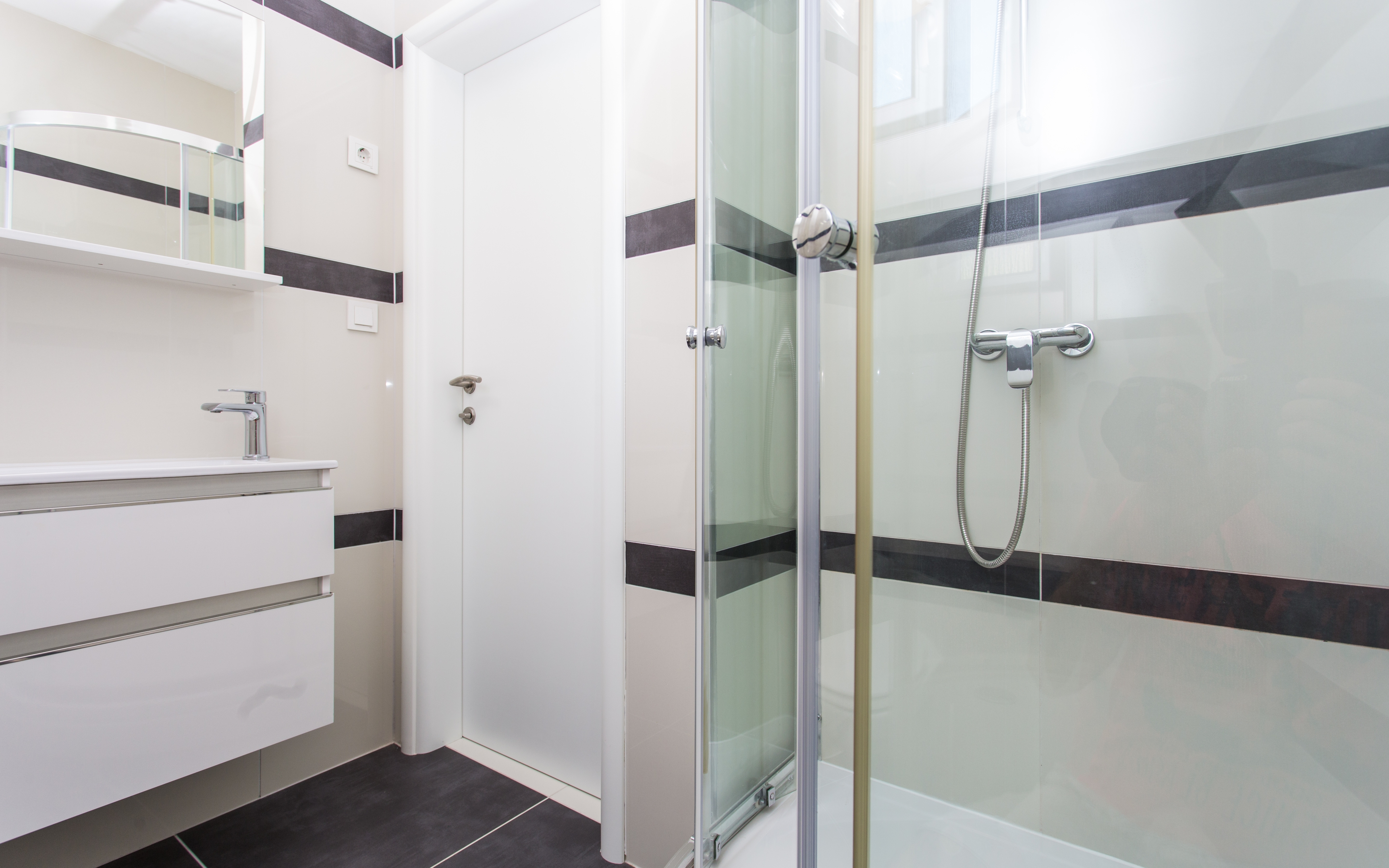 Two bedroom apartment with terrace Baška, Krk  A-d