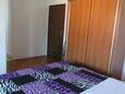 Sveti Filip i Jakov, Ložnice v ubytování typu studio-apartment, s klimatizací a WiFi.