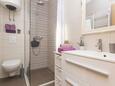 Ванная комната Podgora, Ванная комната в размещении типа studio-apartment, WiFi.