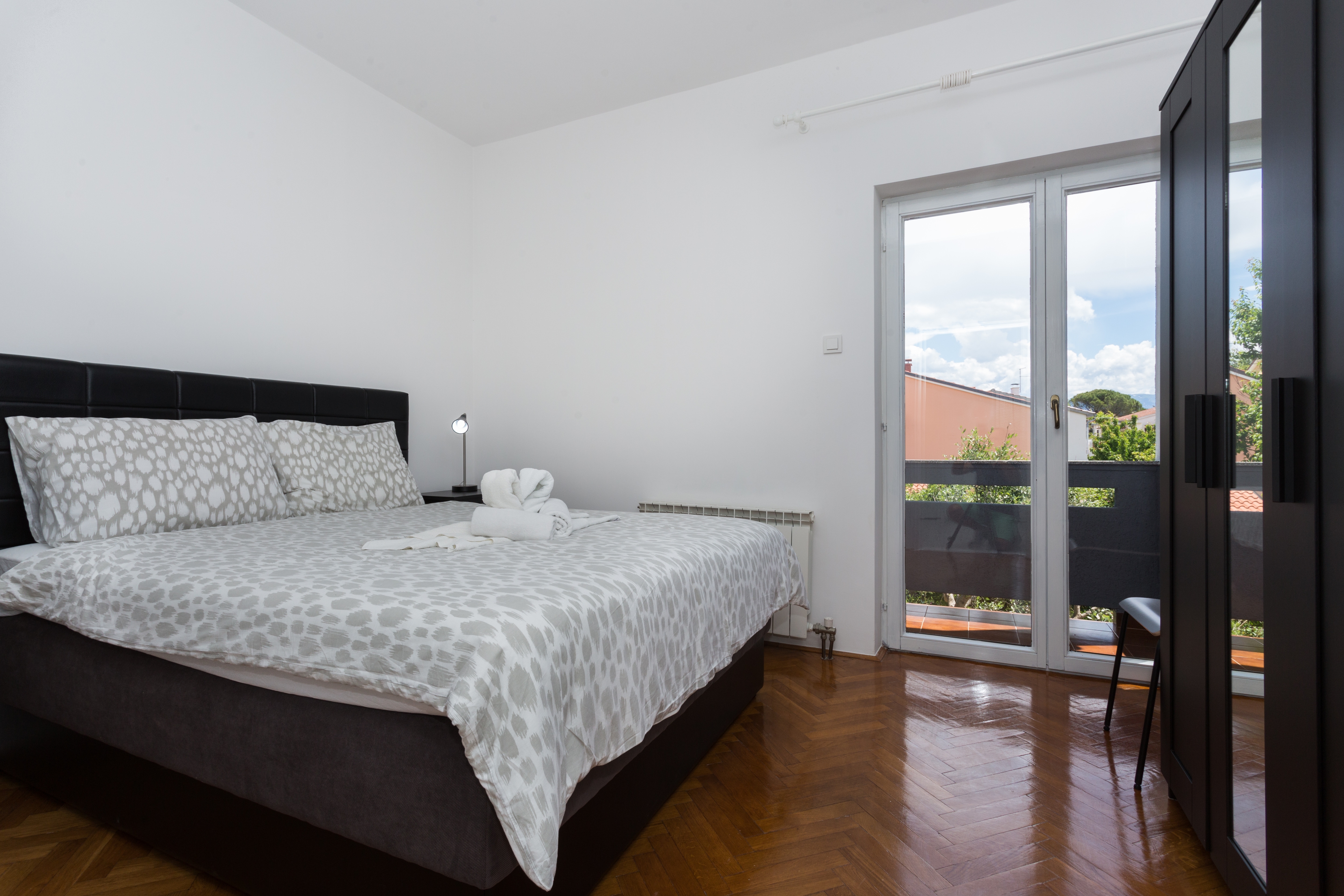 One bedroom apartment with balcony Baška, Krk (A-18818-c) One bedroom apartment with balcony Baška, Krk (A-18818-c)