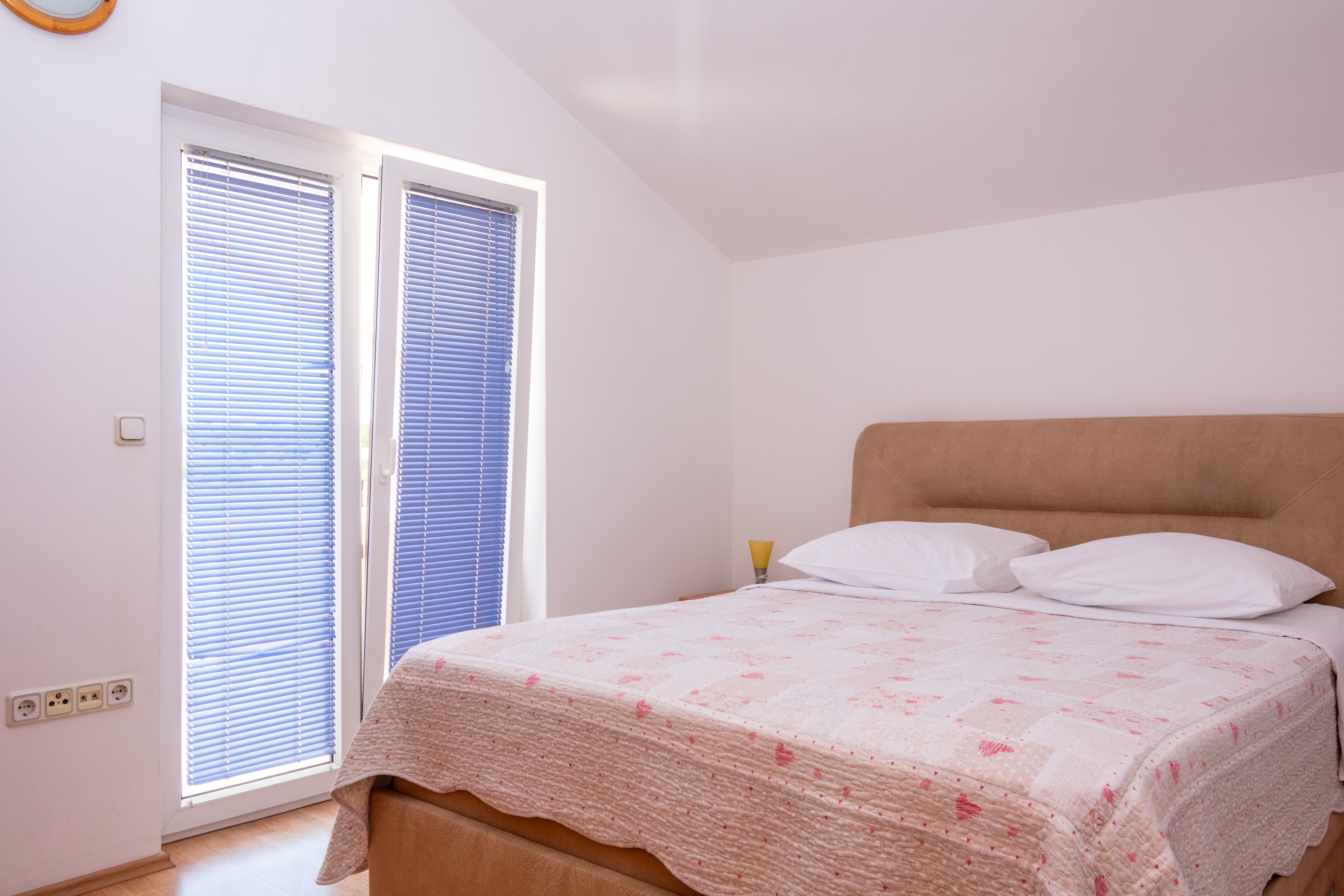 Two bedroom apartment with terrace Nin, Zadar  A-a