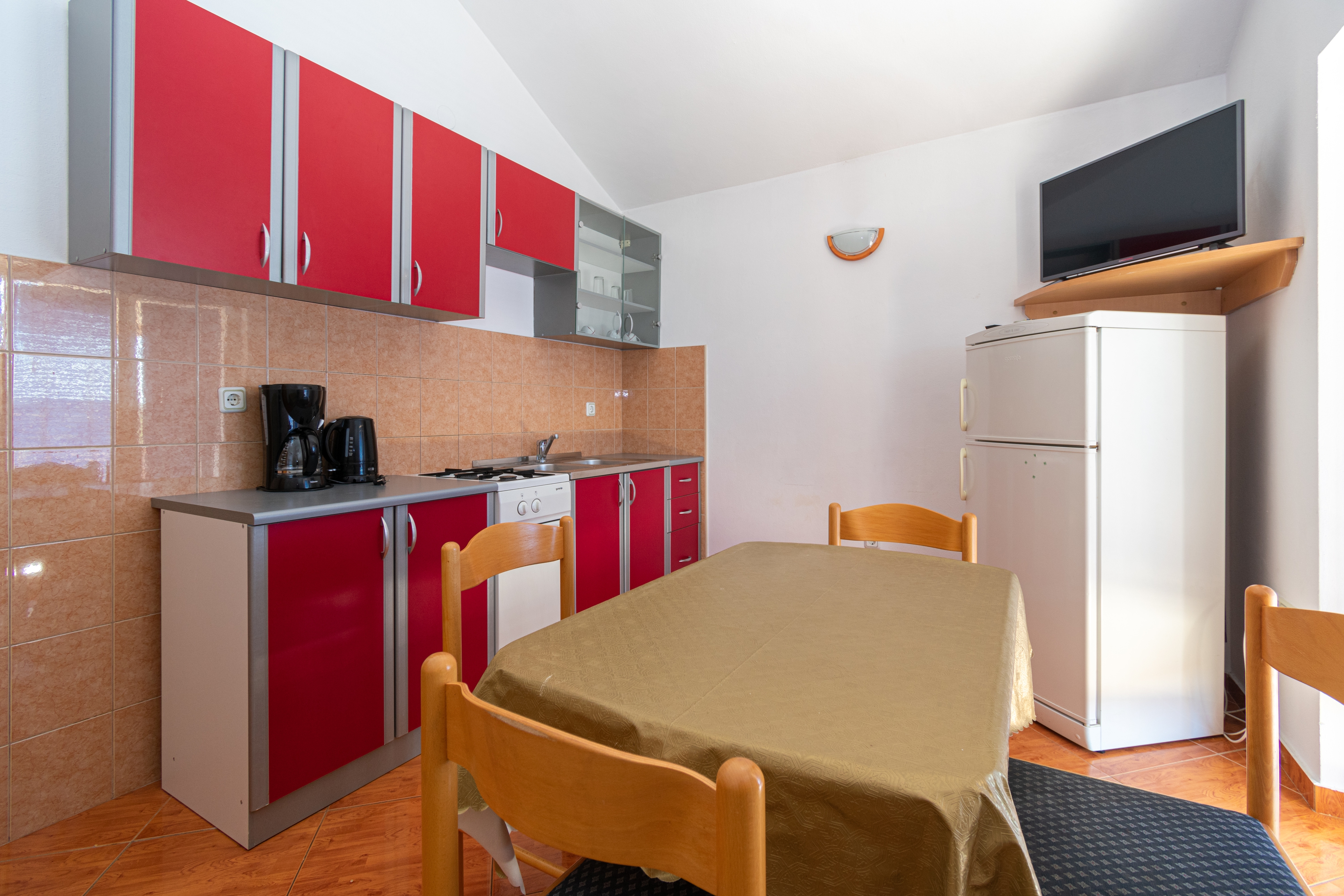 Two bedroom apartment with terrace Nin, Zadar  A-a