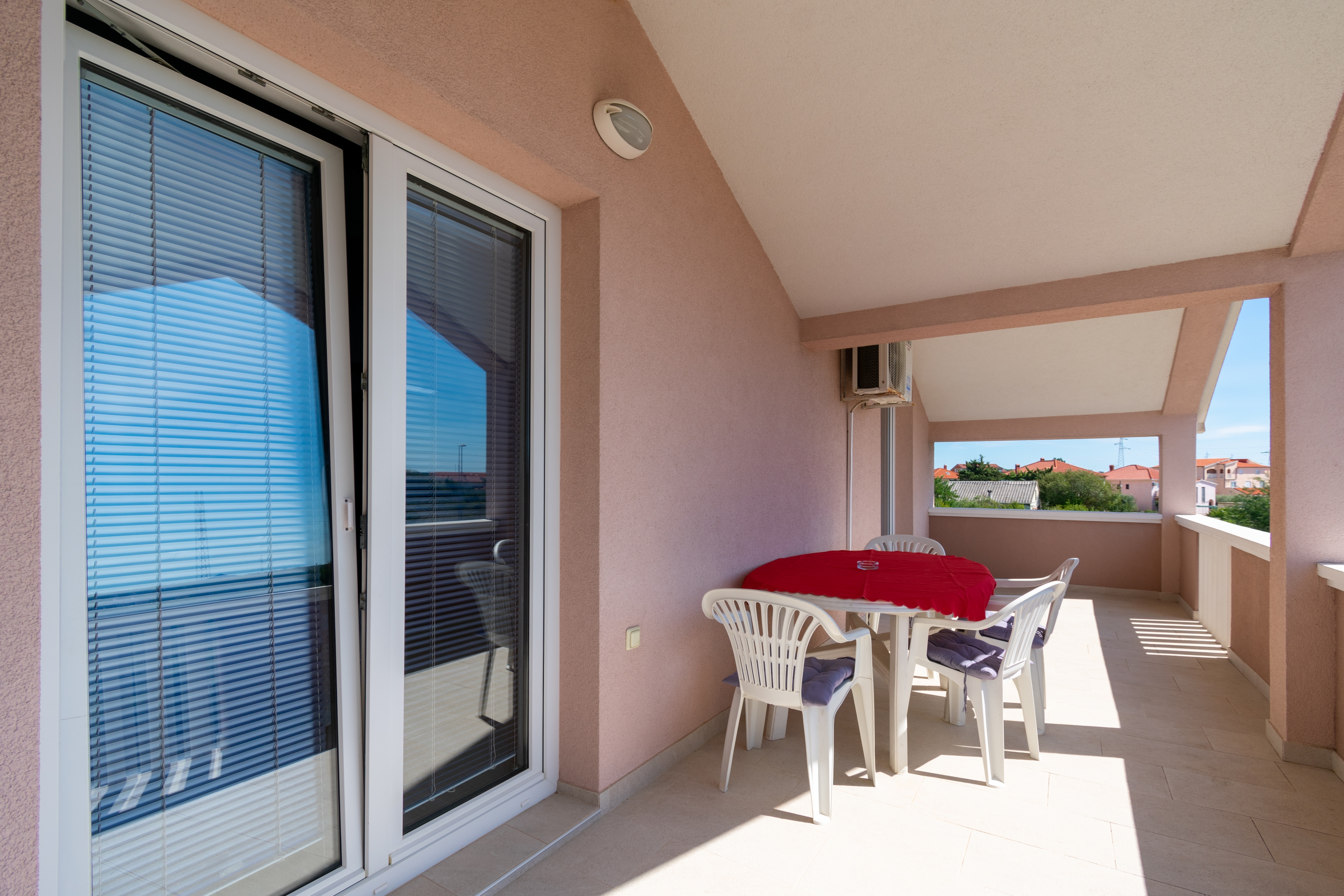 Two bedroom apartment with terrace Nin, Zadar  A-a
