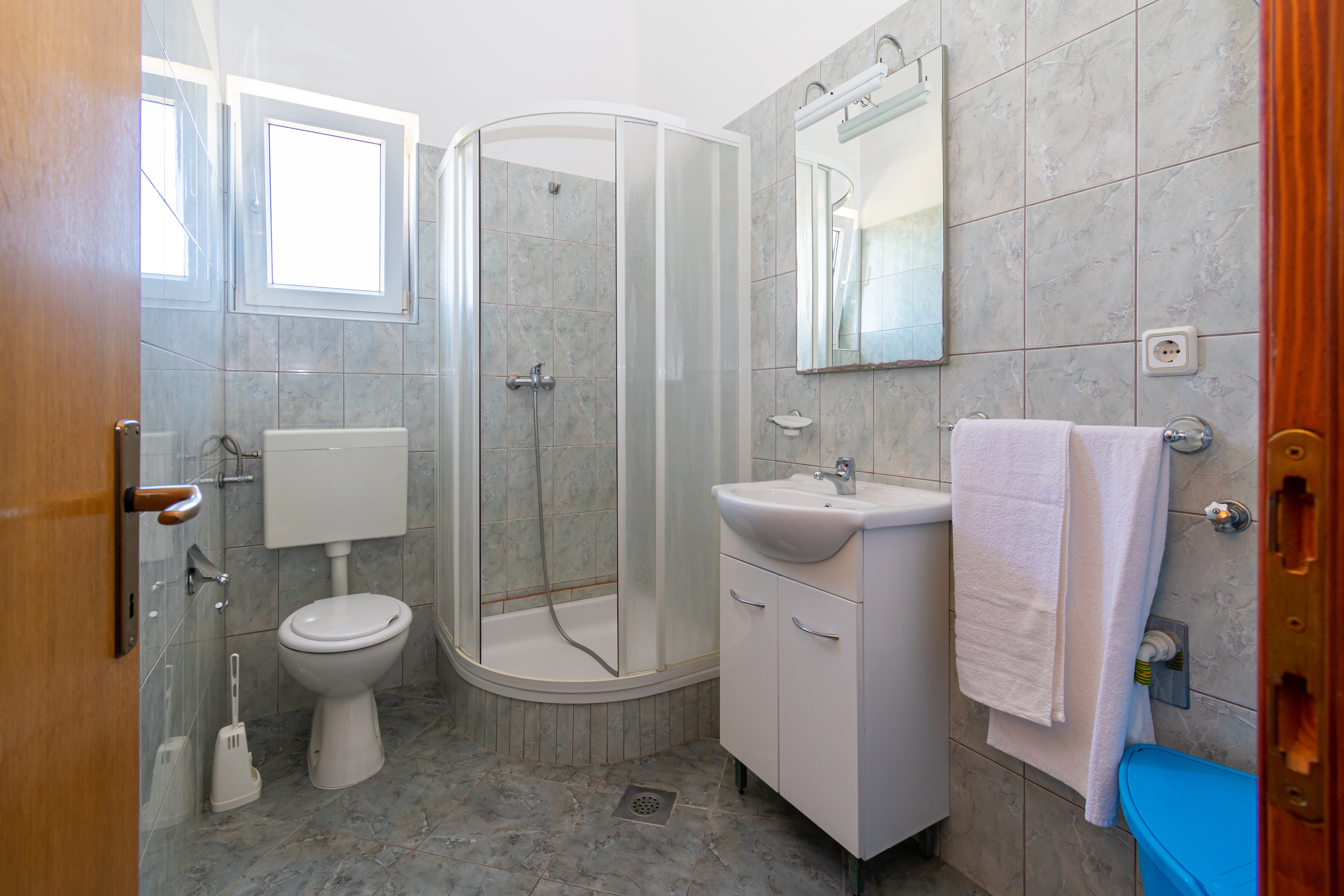One bedroom apartment with balcony Nin, Zadar  A-b